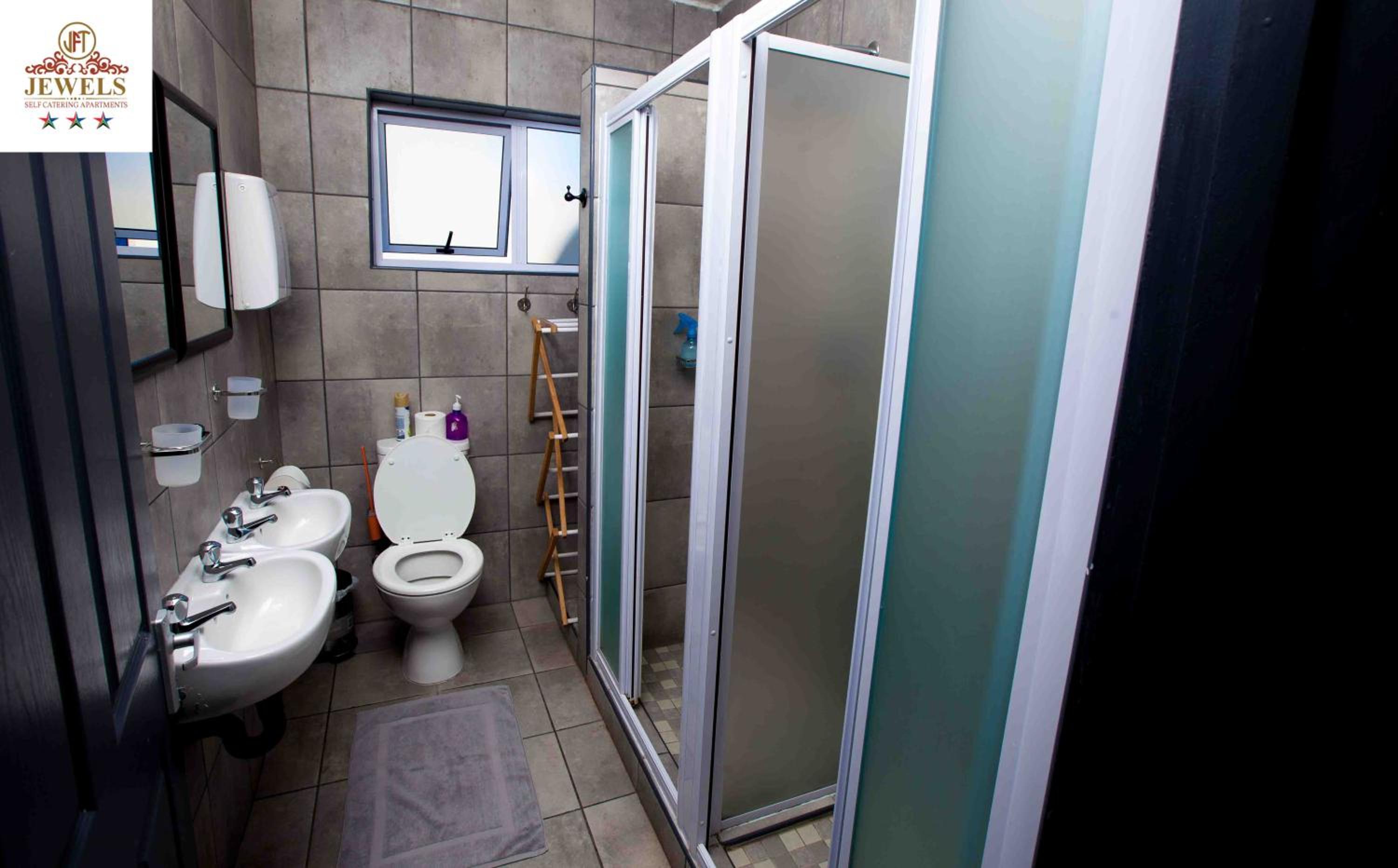 Apartment - Split Level - Photo 22