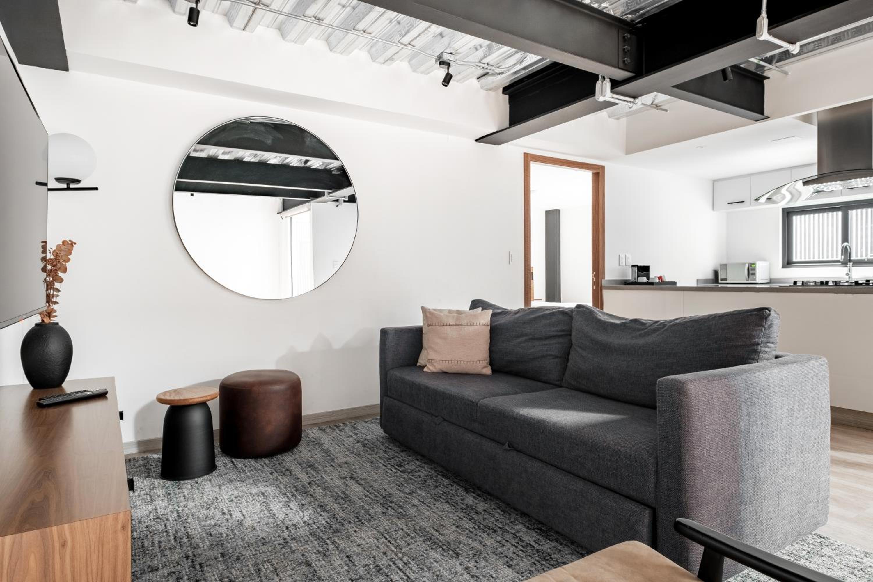 One-Bedroom Apartment - Photo 21