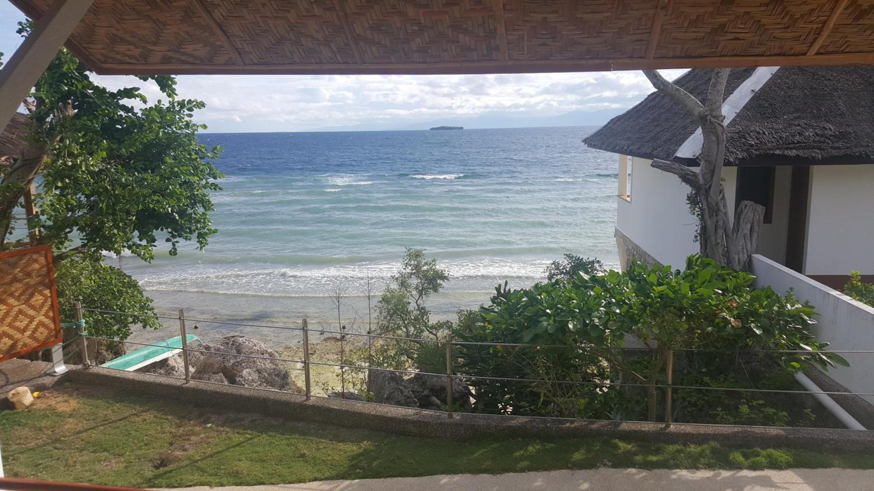 Bungalow with Sea View - Photo 11