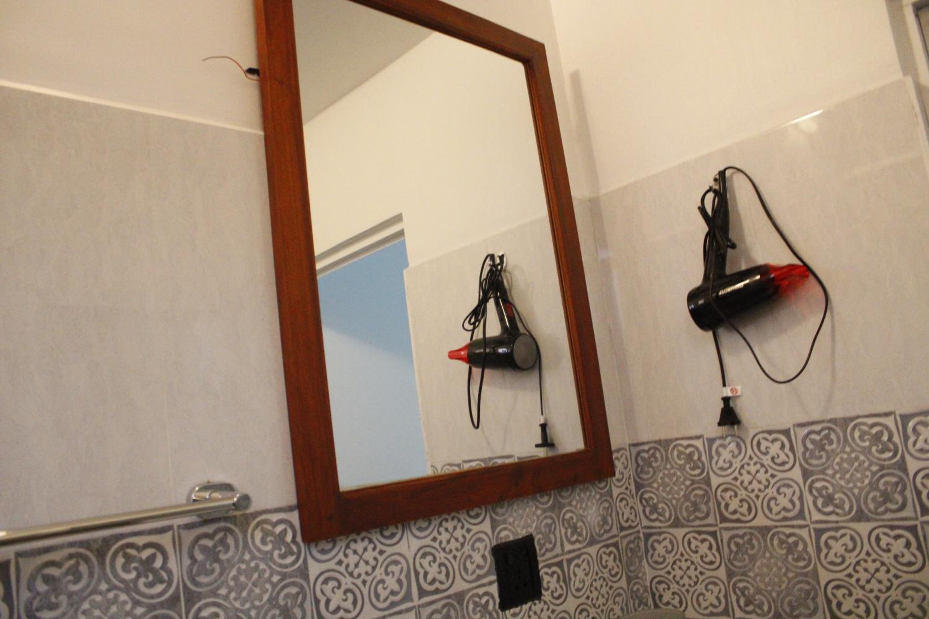 Double Room - Photo 2