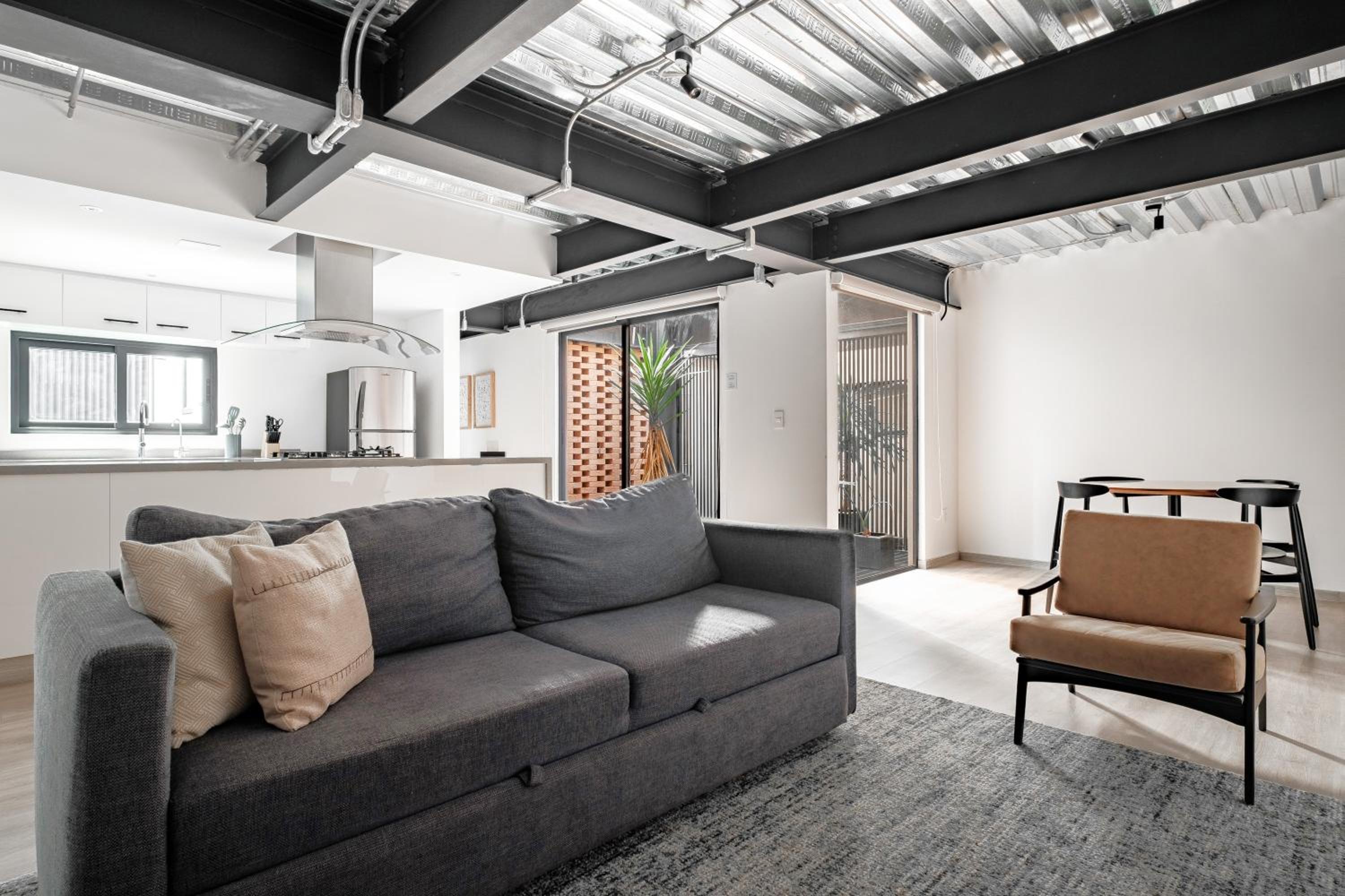 One-Bedroom Apartment - Photo 1