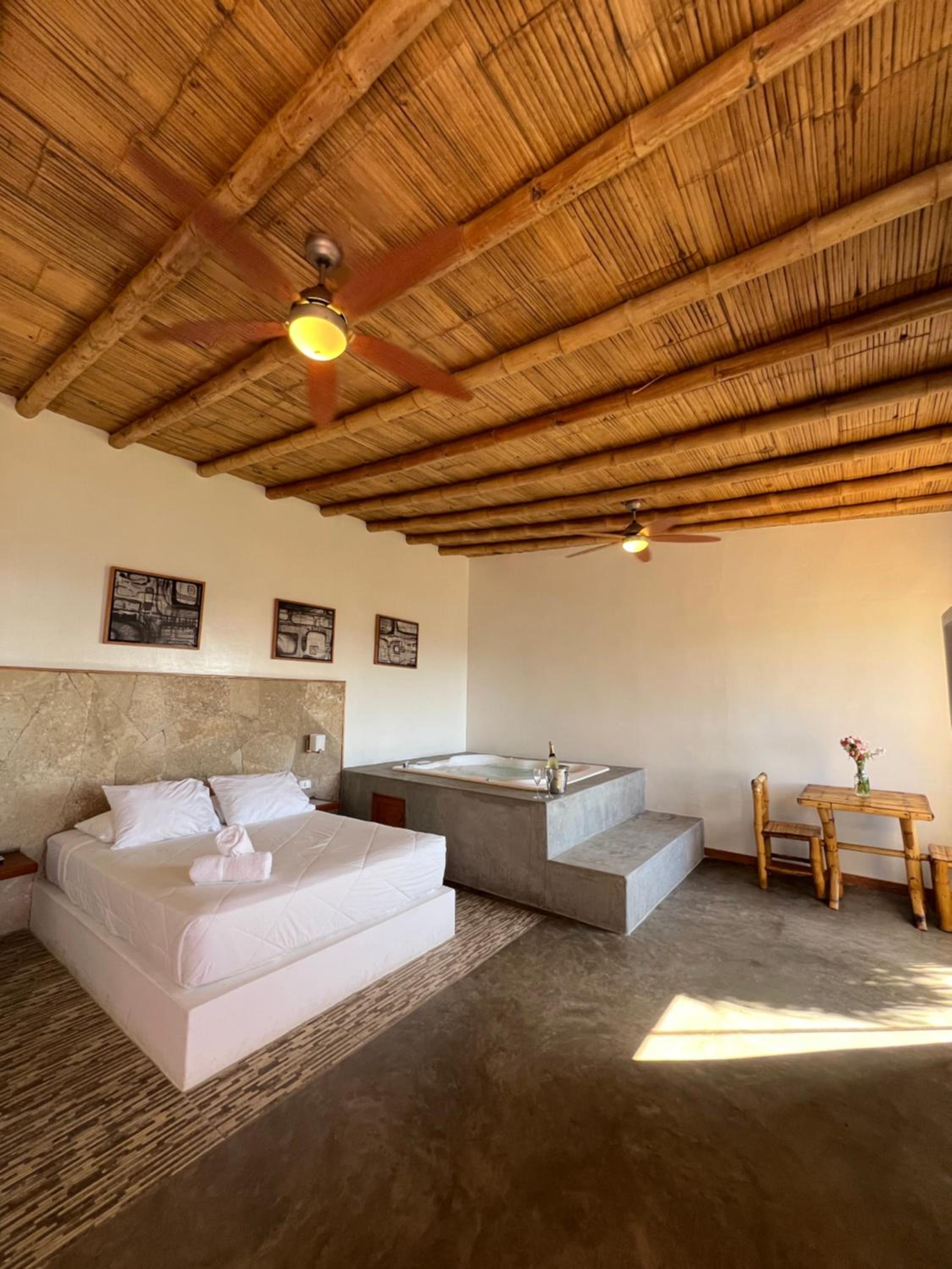 Deluxe Double Room with Sea View photo 1