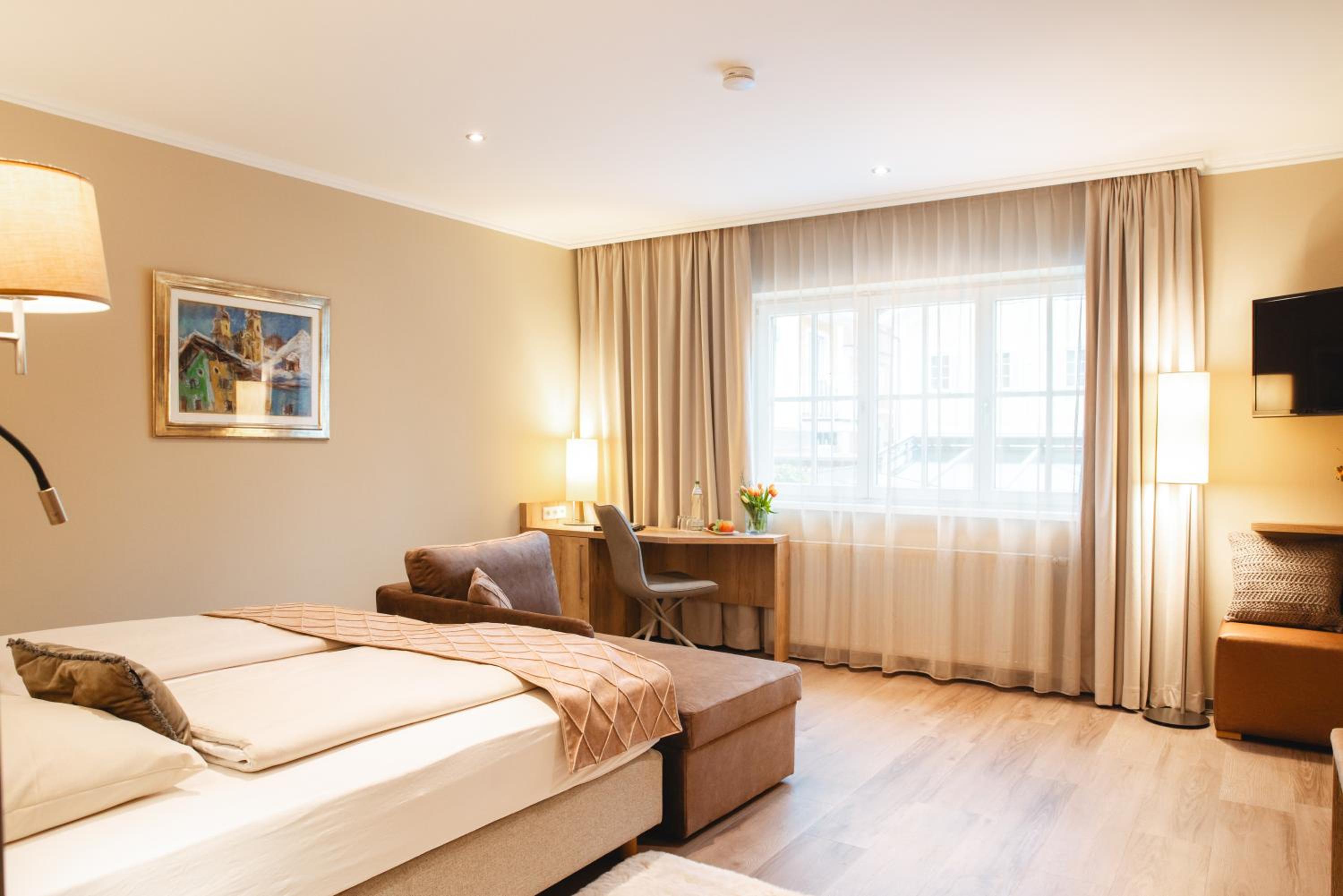 Double Room - Photo 8