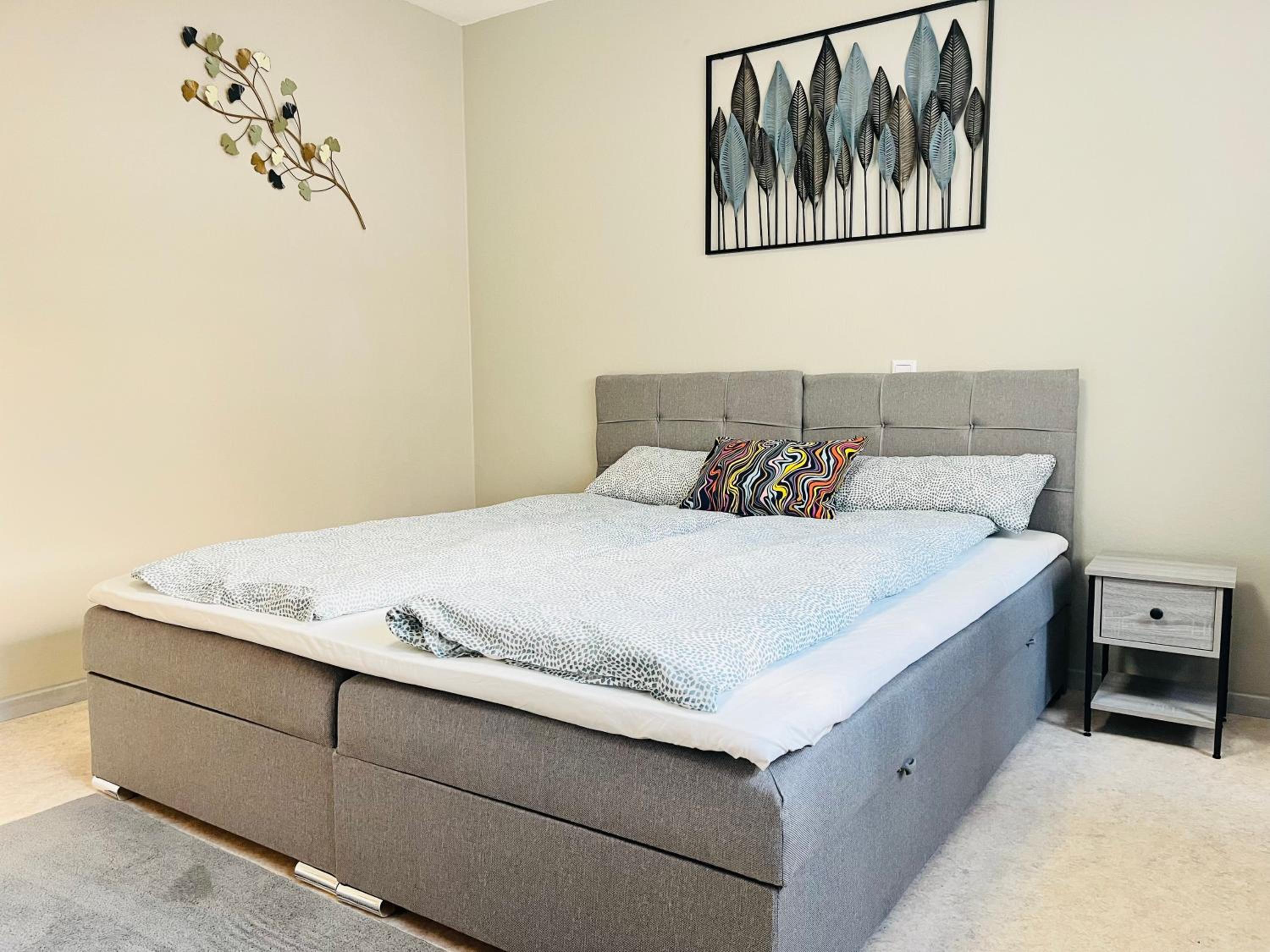 Studio Apartment photo 1