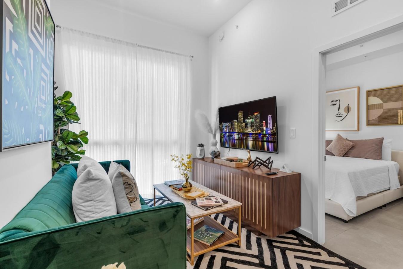 Apartment photo 1
