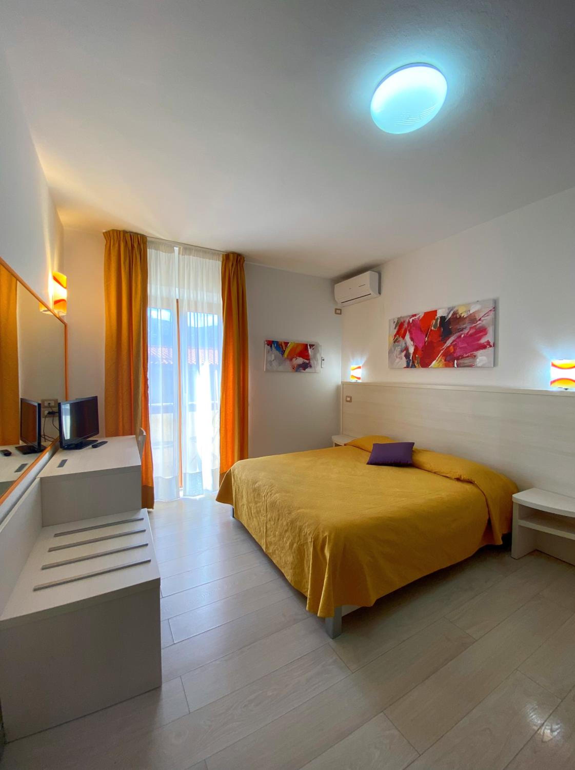 Triple Room photo 2
