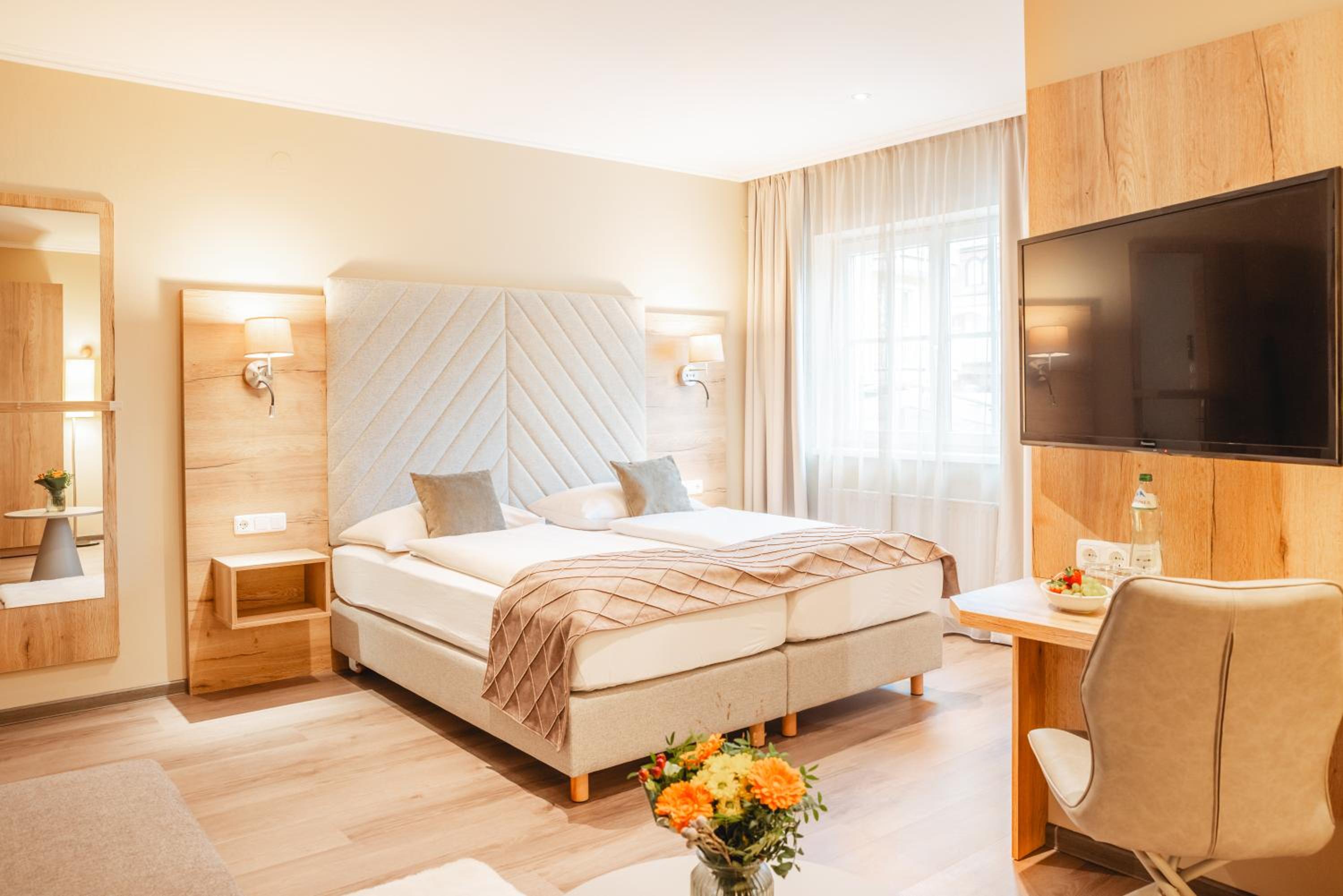 Double Room - Photo 9