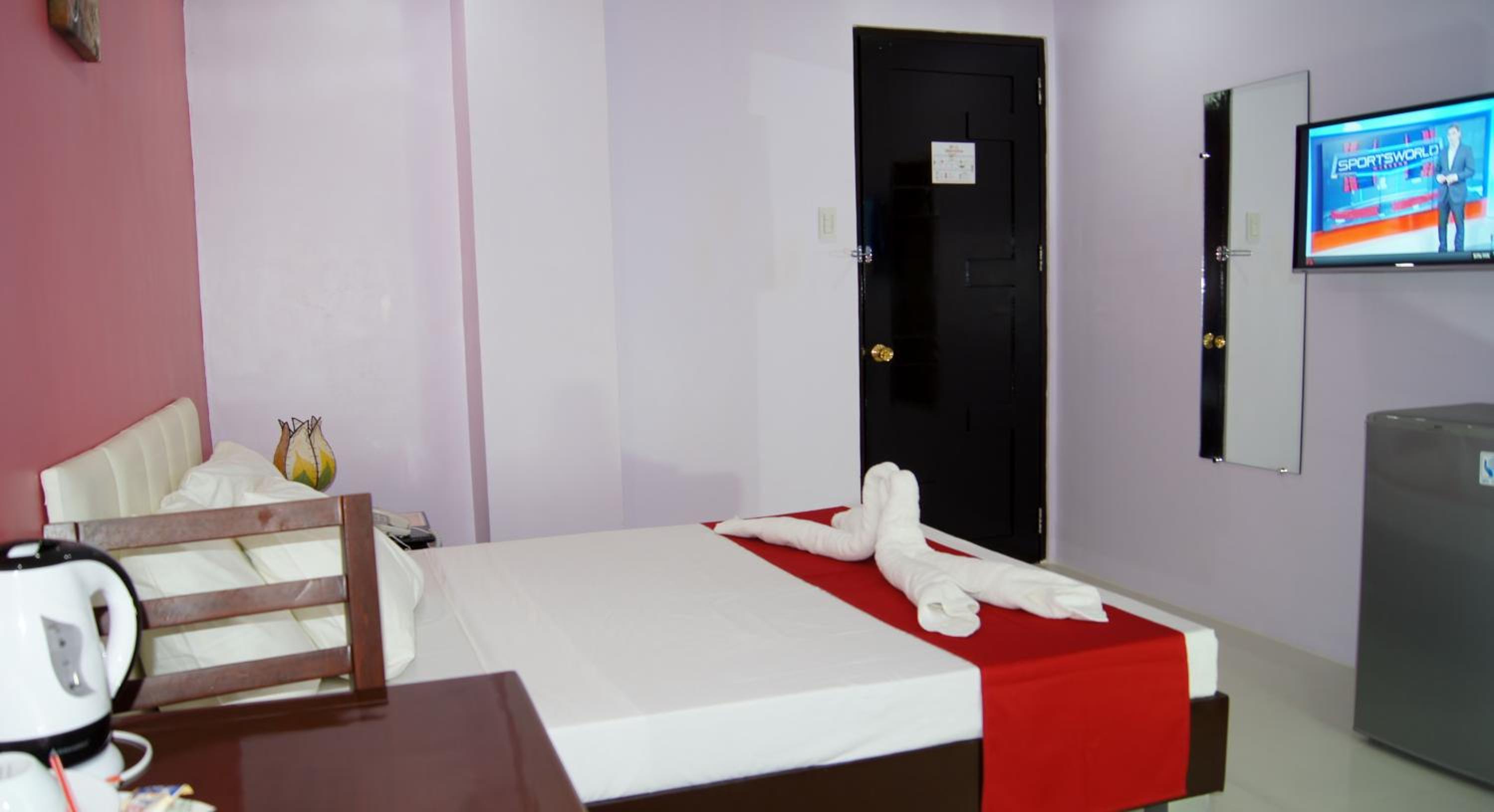 Deluxe Queen Room photo 2