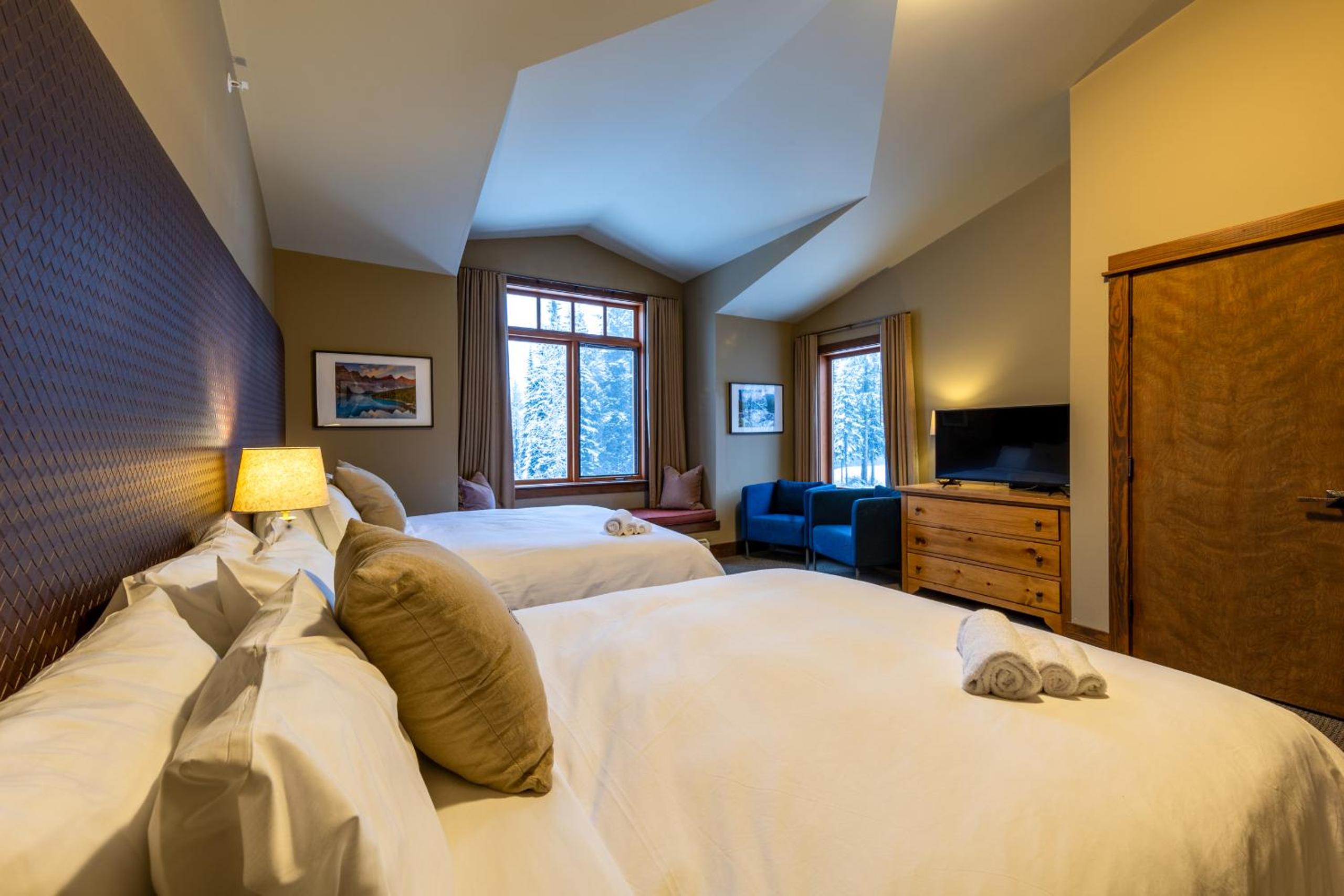 Deluxe Suite photo 3