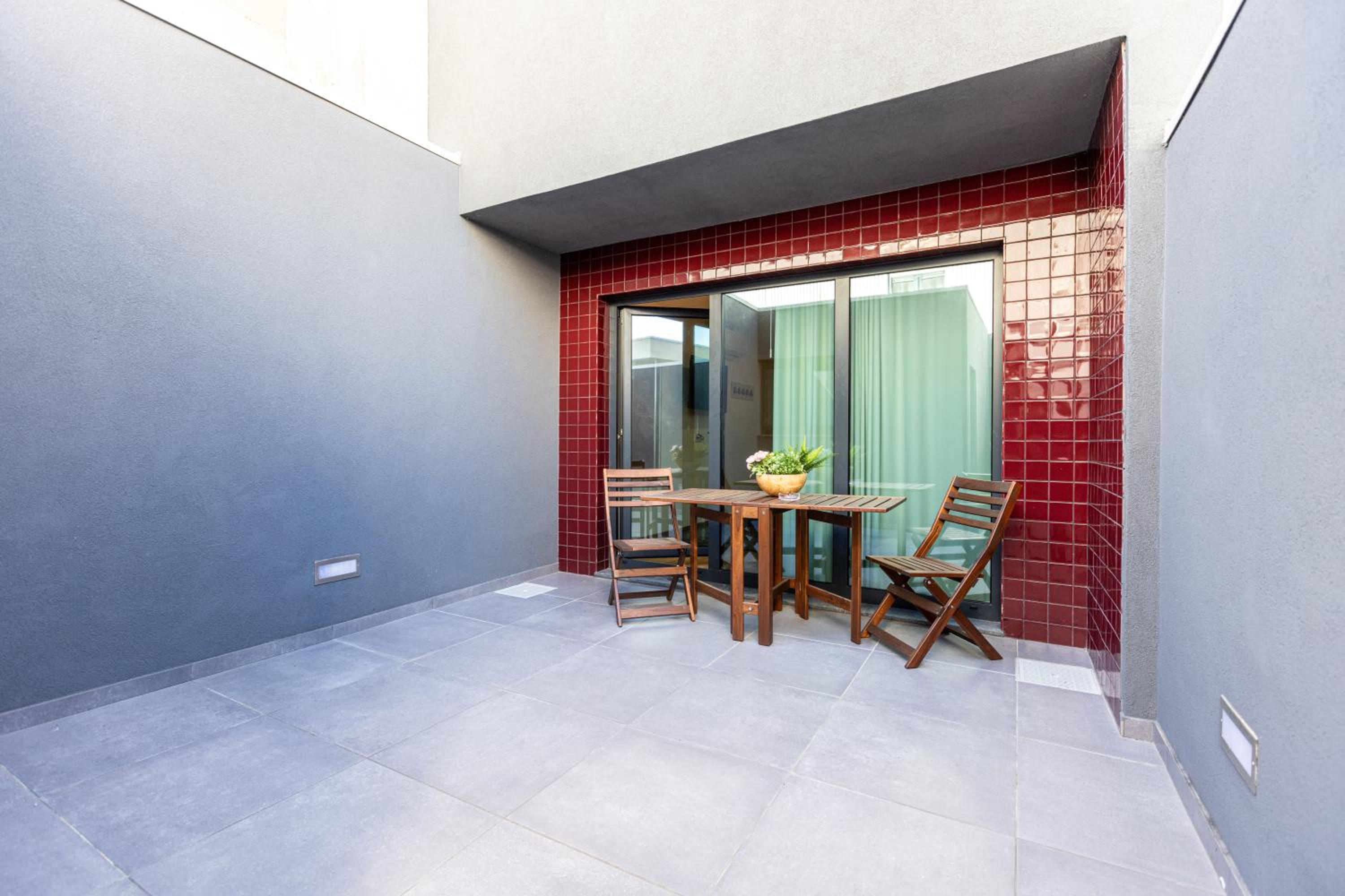 Apartment - Ground Floor photo 2