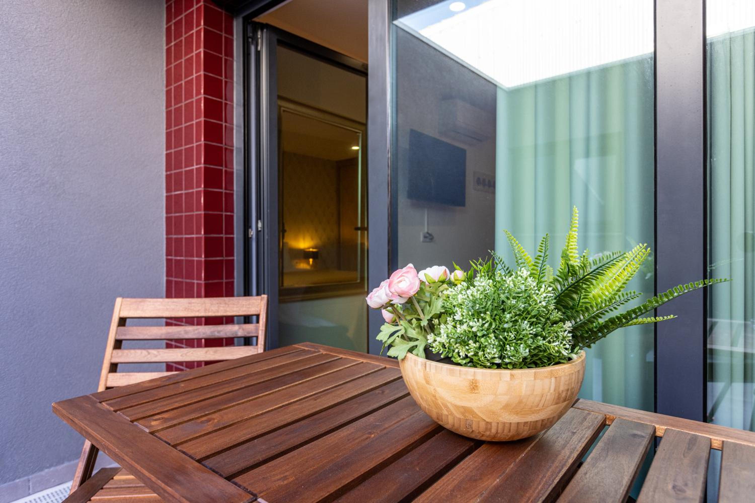 Apartment - Ground Floor photo 3