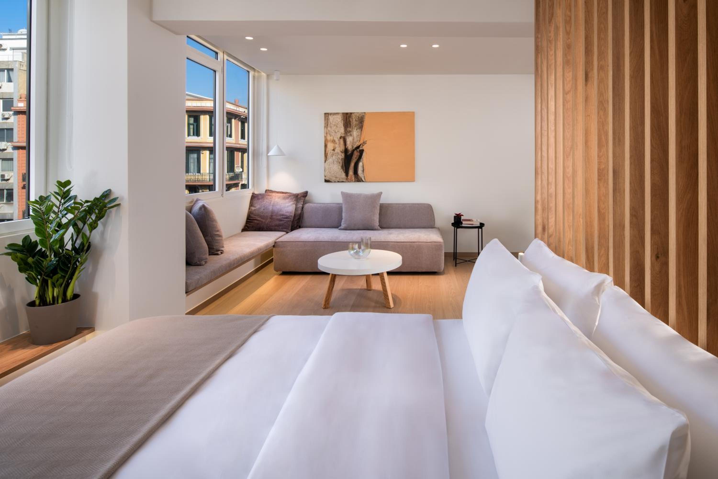 Deluxe Apartment