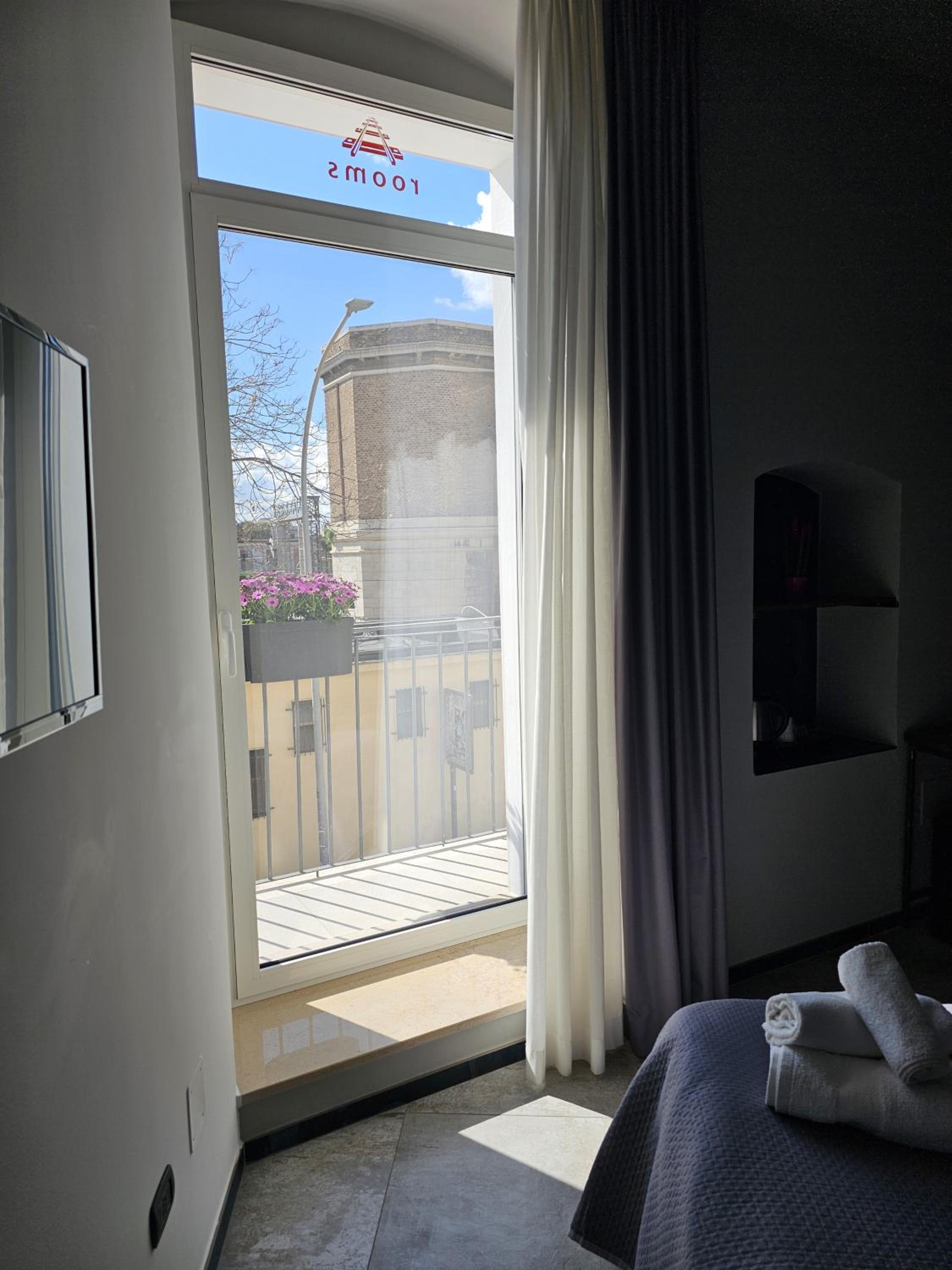 Superior Double Room - Photo 11