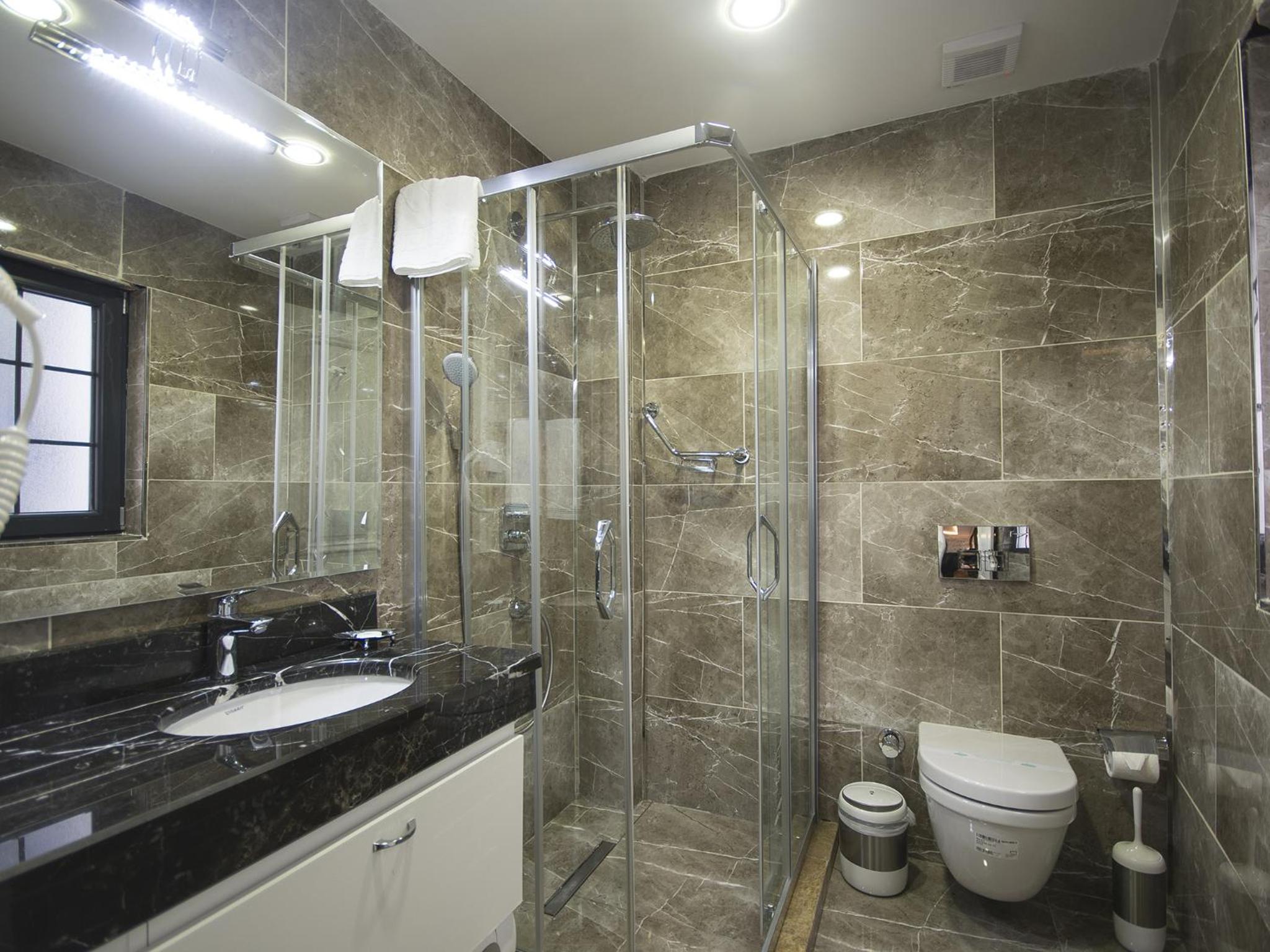 Corner Deluxe Room photo 2