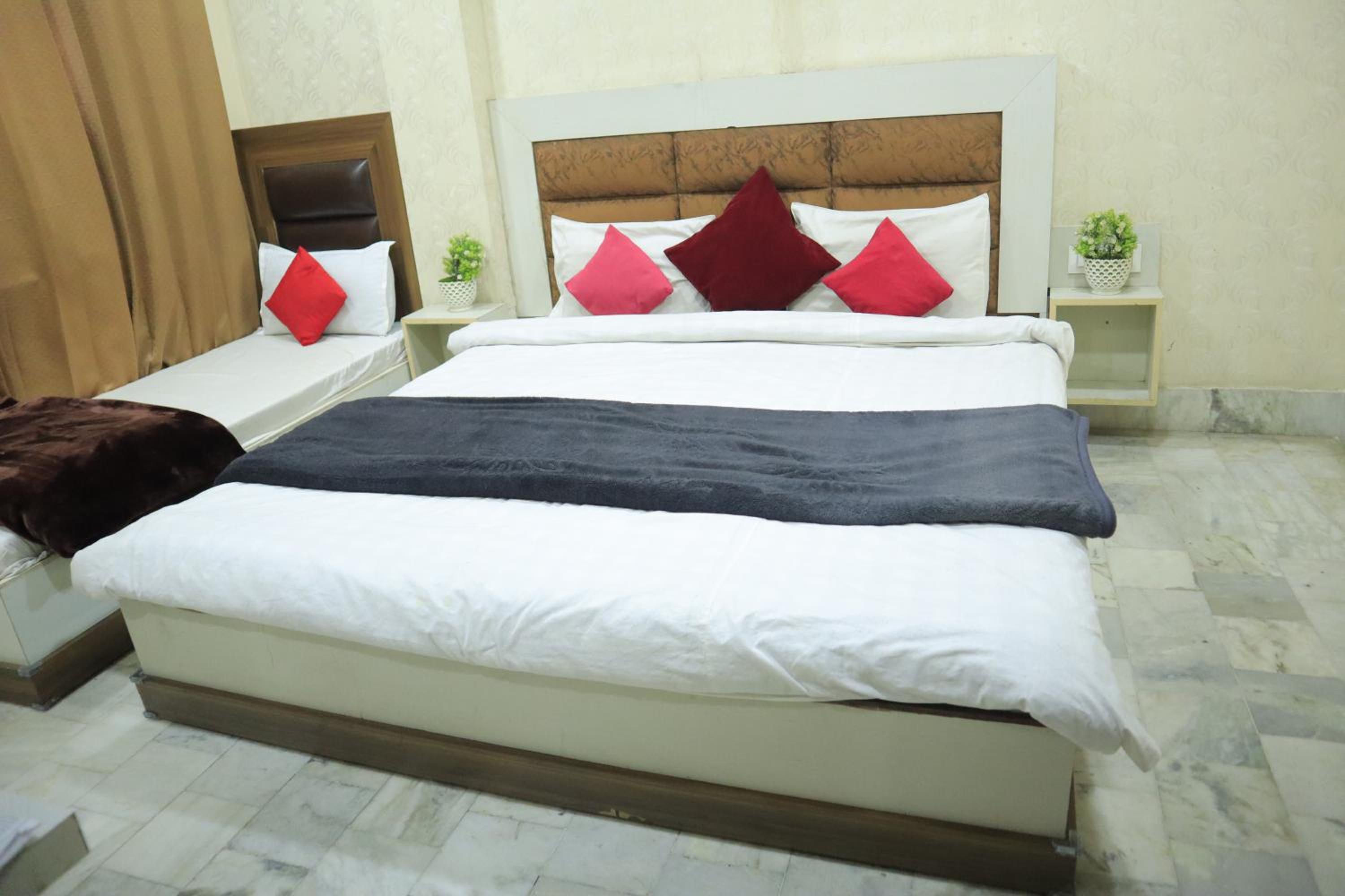 Triple Room with City View photo 2