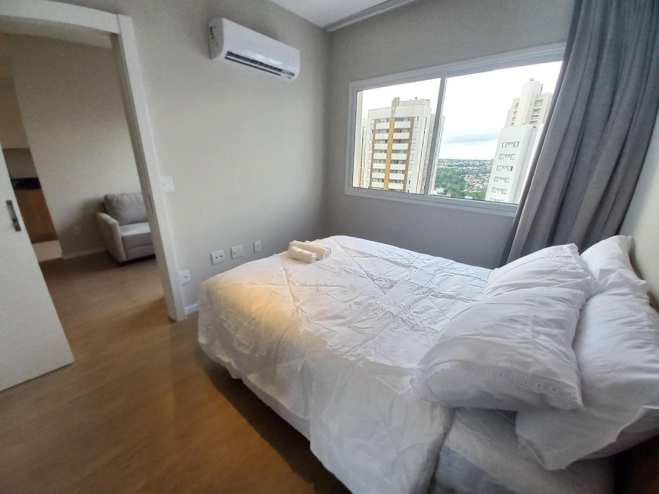 Studio Apartment photo 1