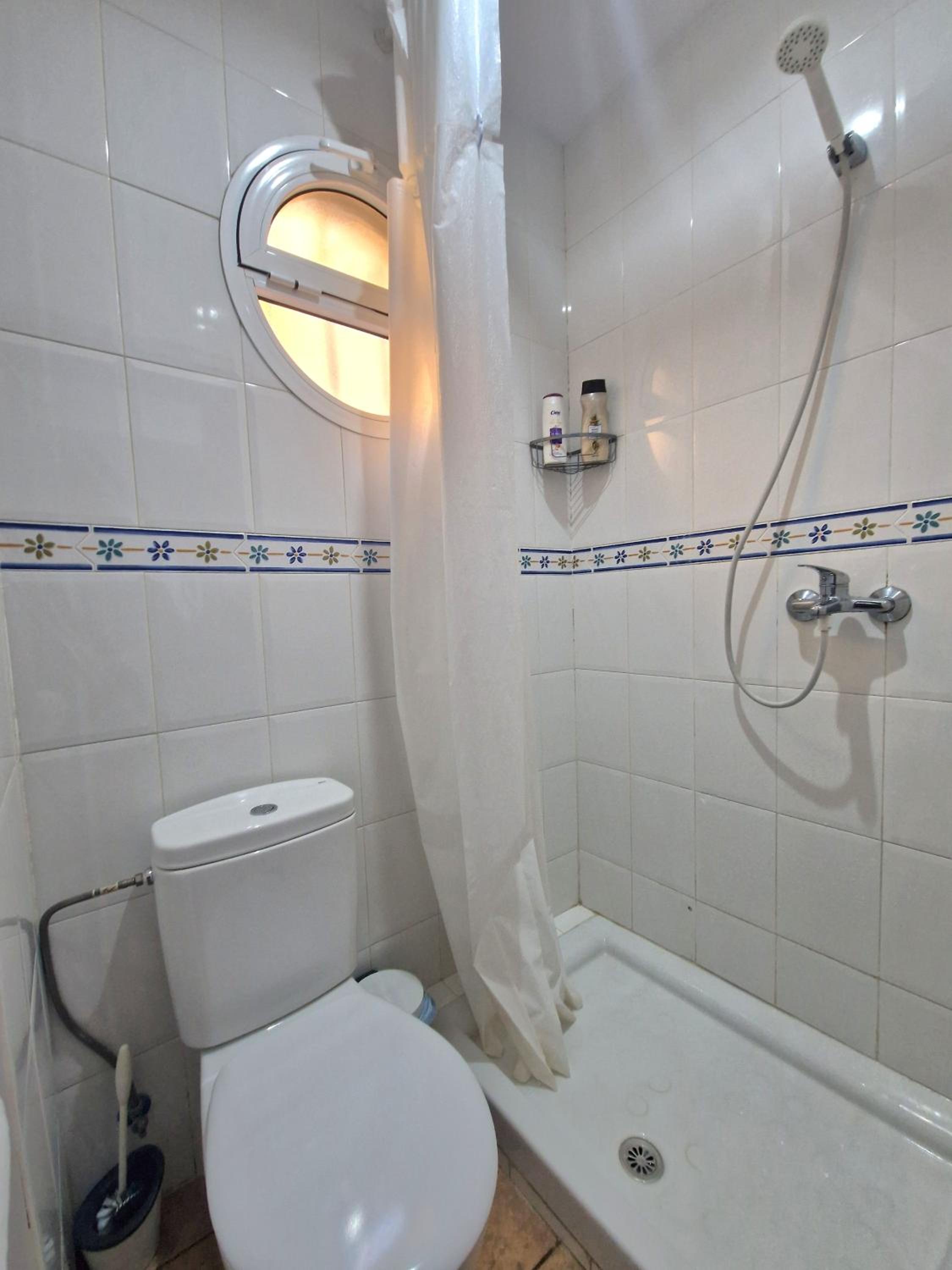 Three-Bedroom Chalet photo 2