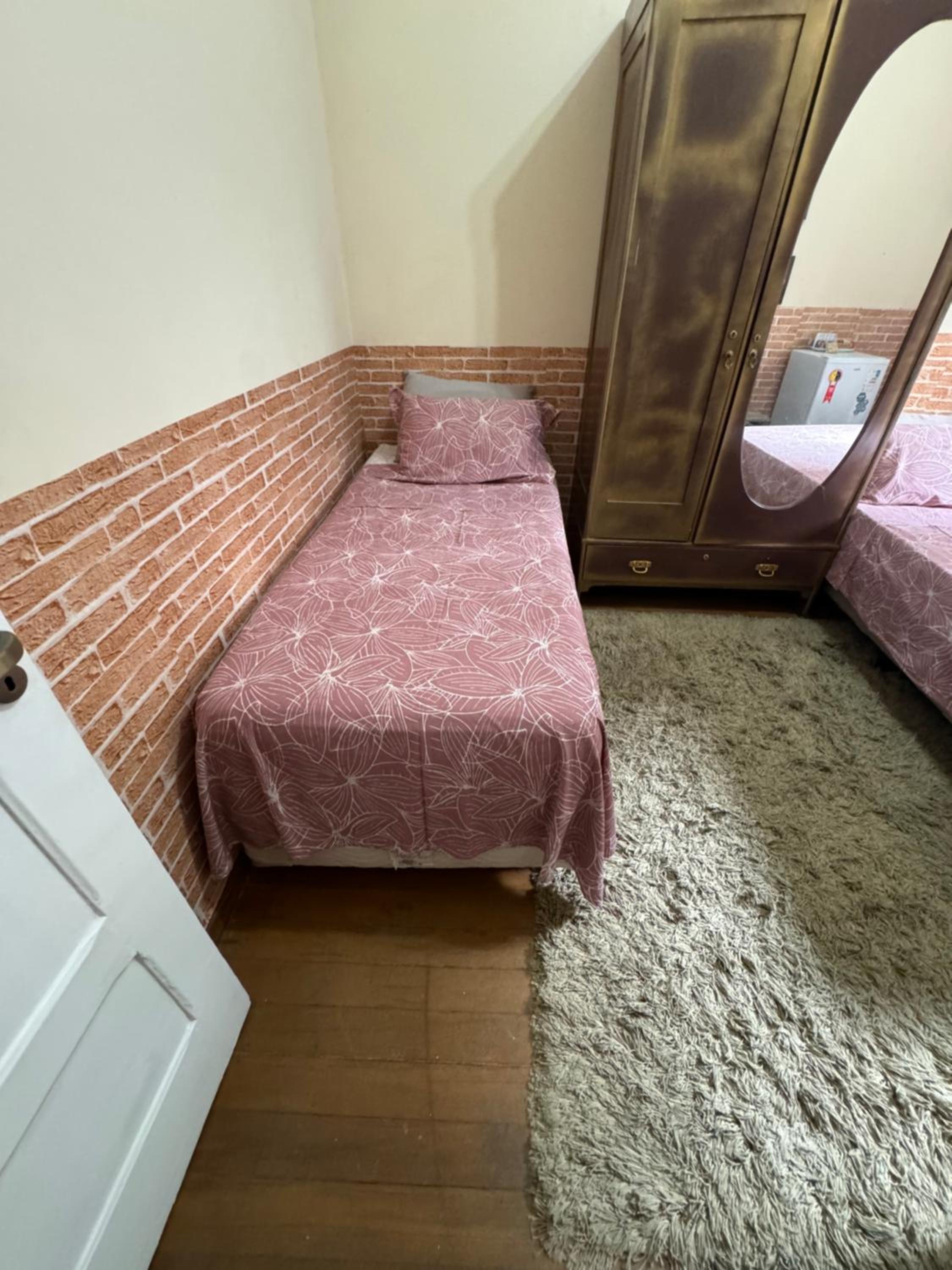 Triple Room with Shared Bathroom