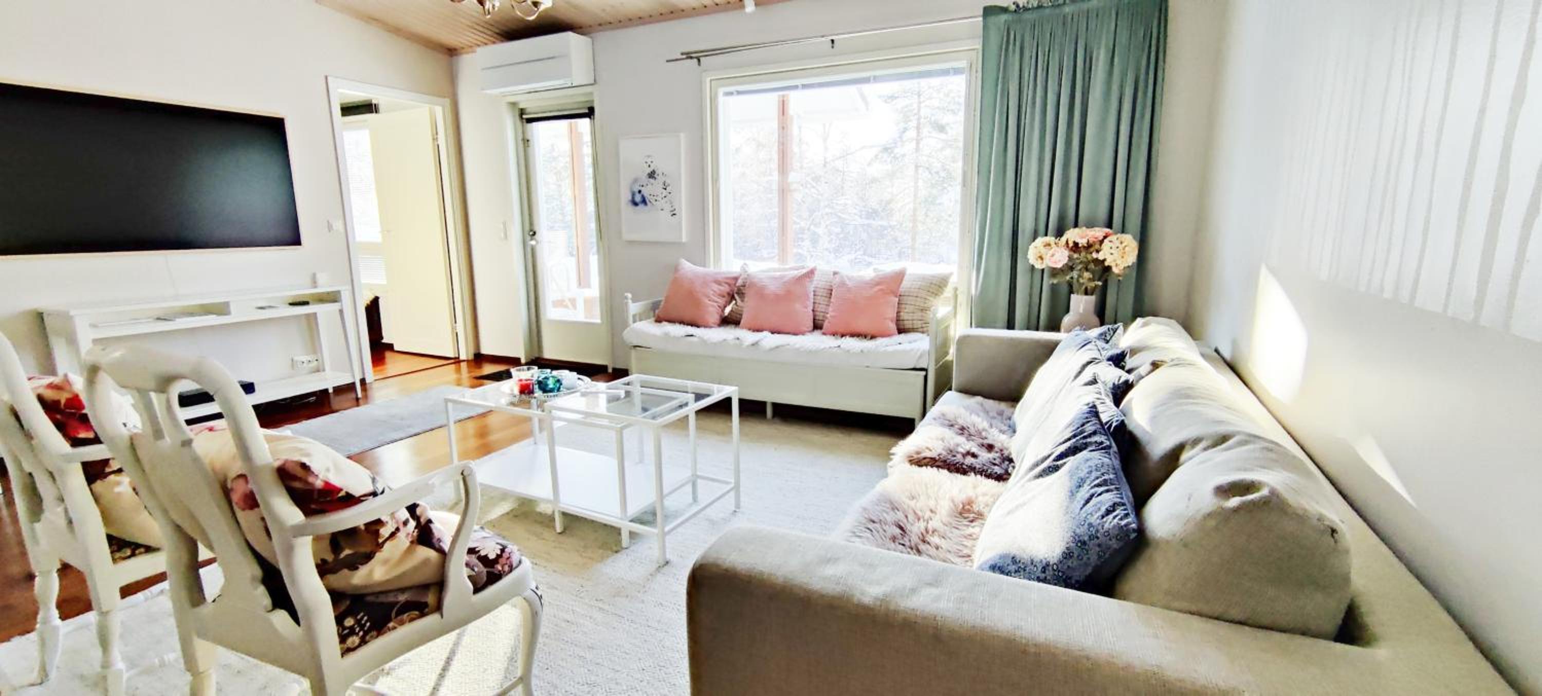Villa photo 1