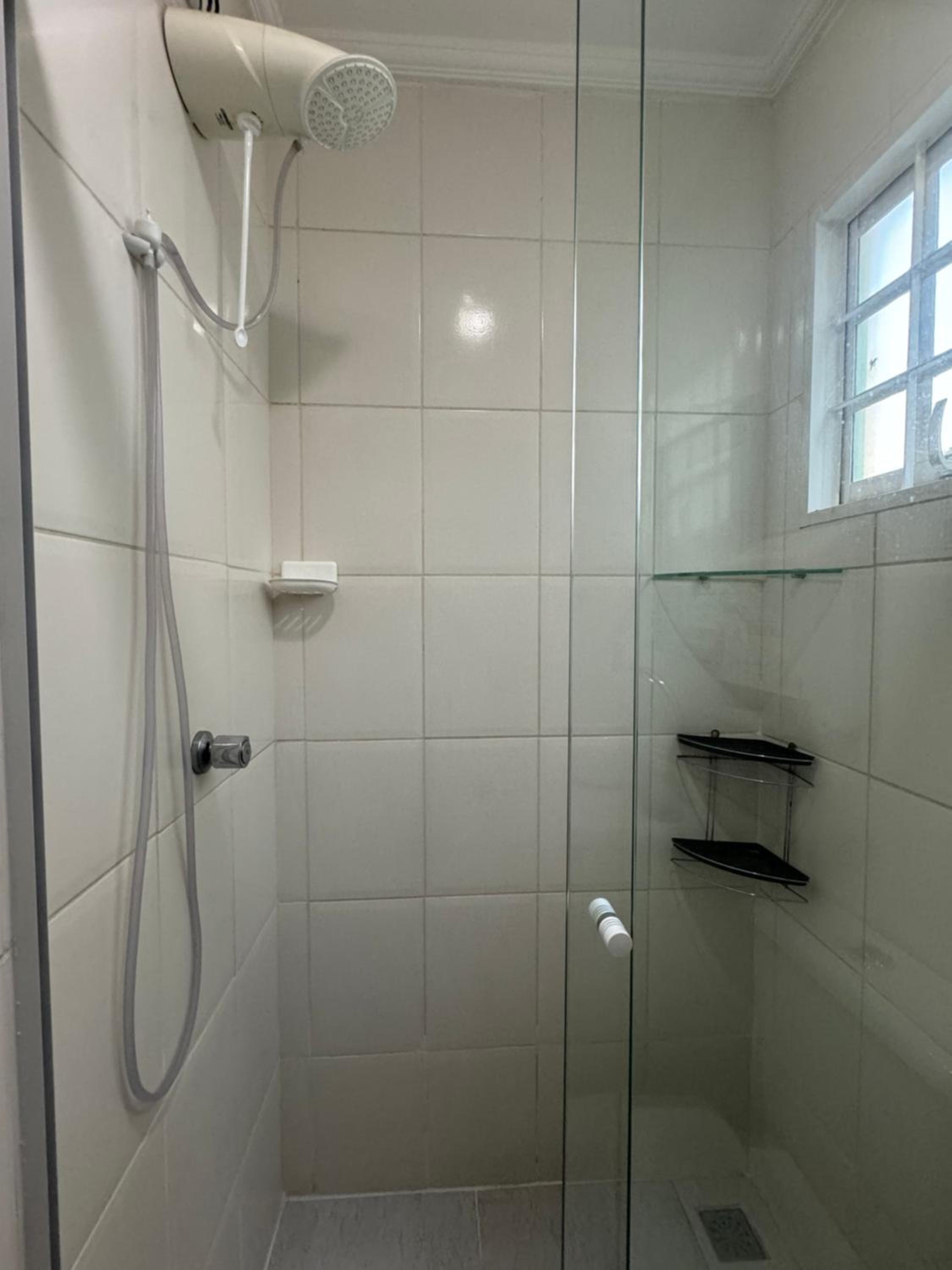Standard Suite - Photo 6