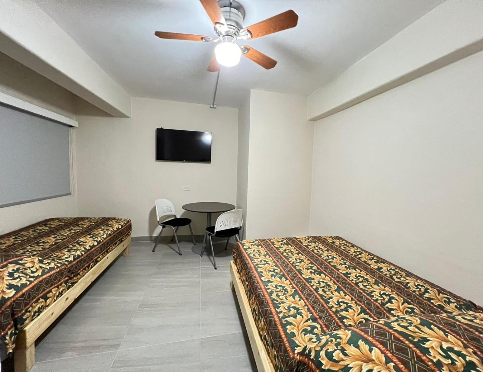 Twin Room photo 2