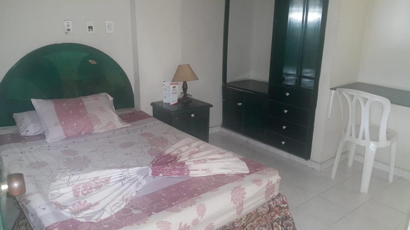Double Room With Private Bathroom photo 2
