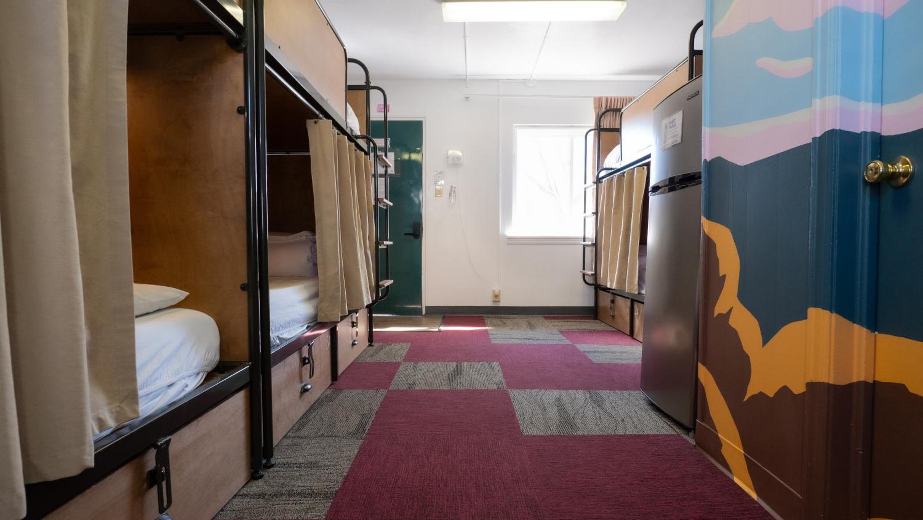 Single Bed in Male Dormitory Room photo 3
