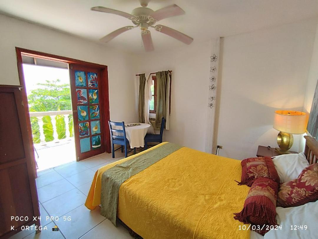 Deluxe Double Room with Sea View photo 1