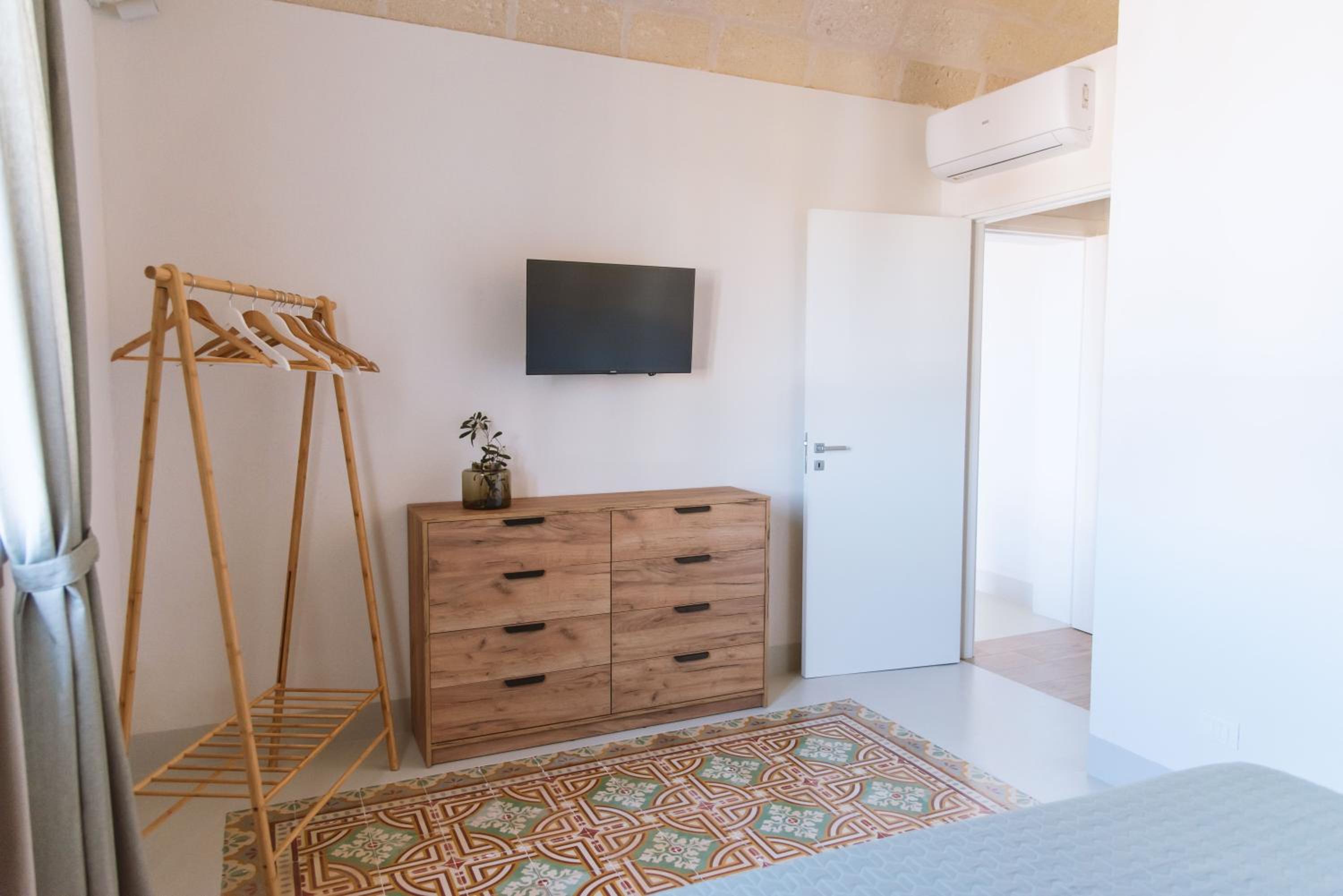 One-Bedroom House photo 3