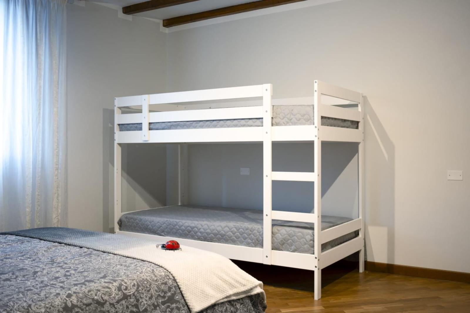 One-Bedroom House photo 2