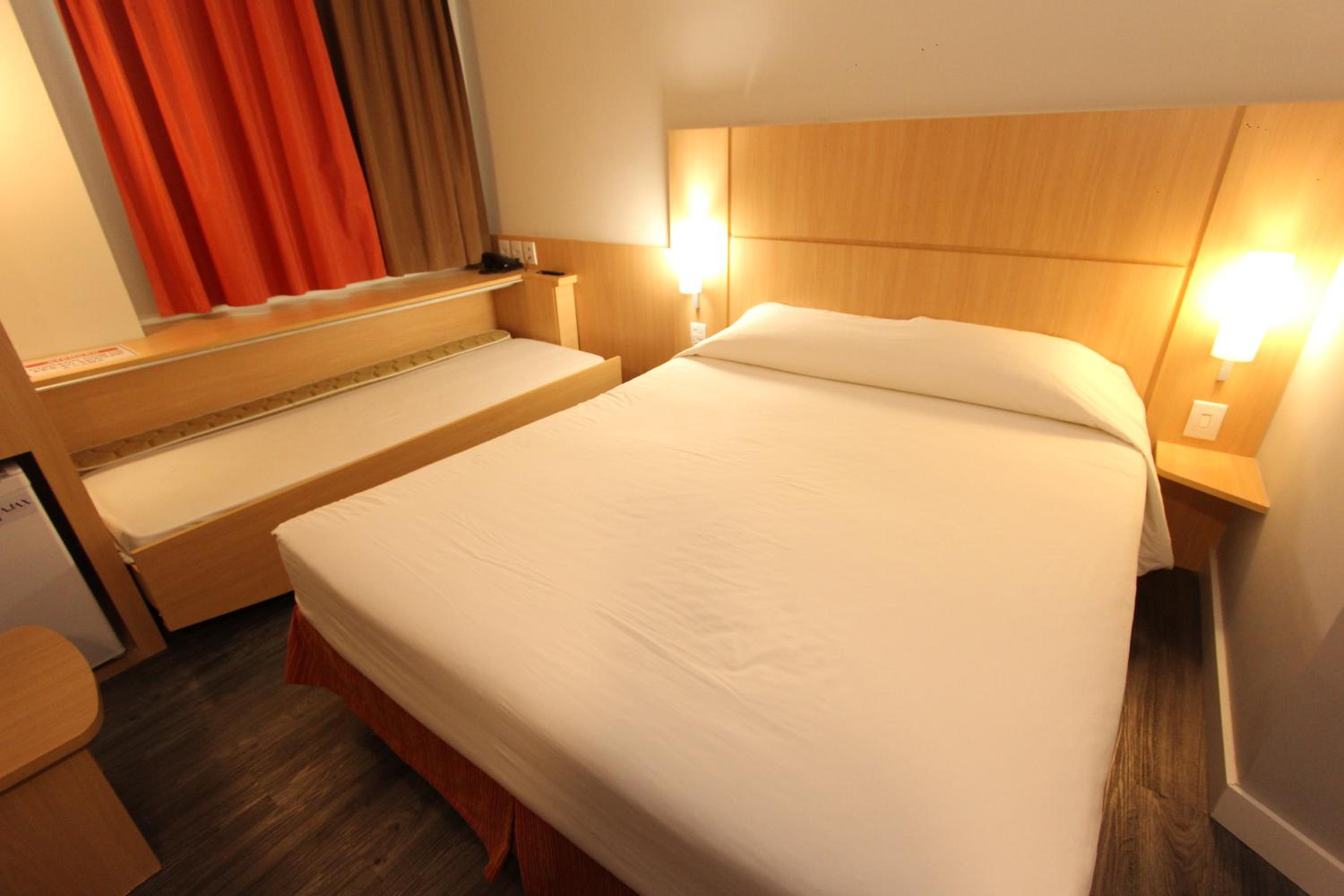 Standard Double Room with Child Bed photo 3