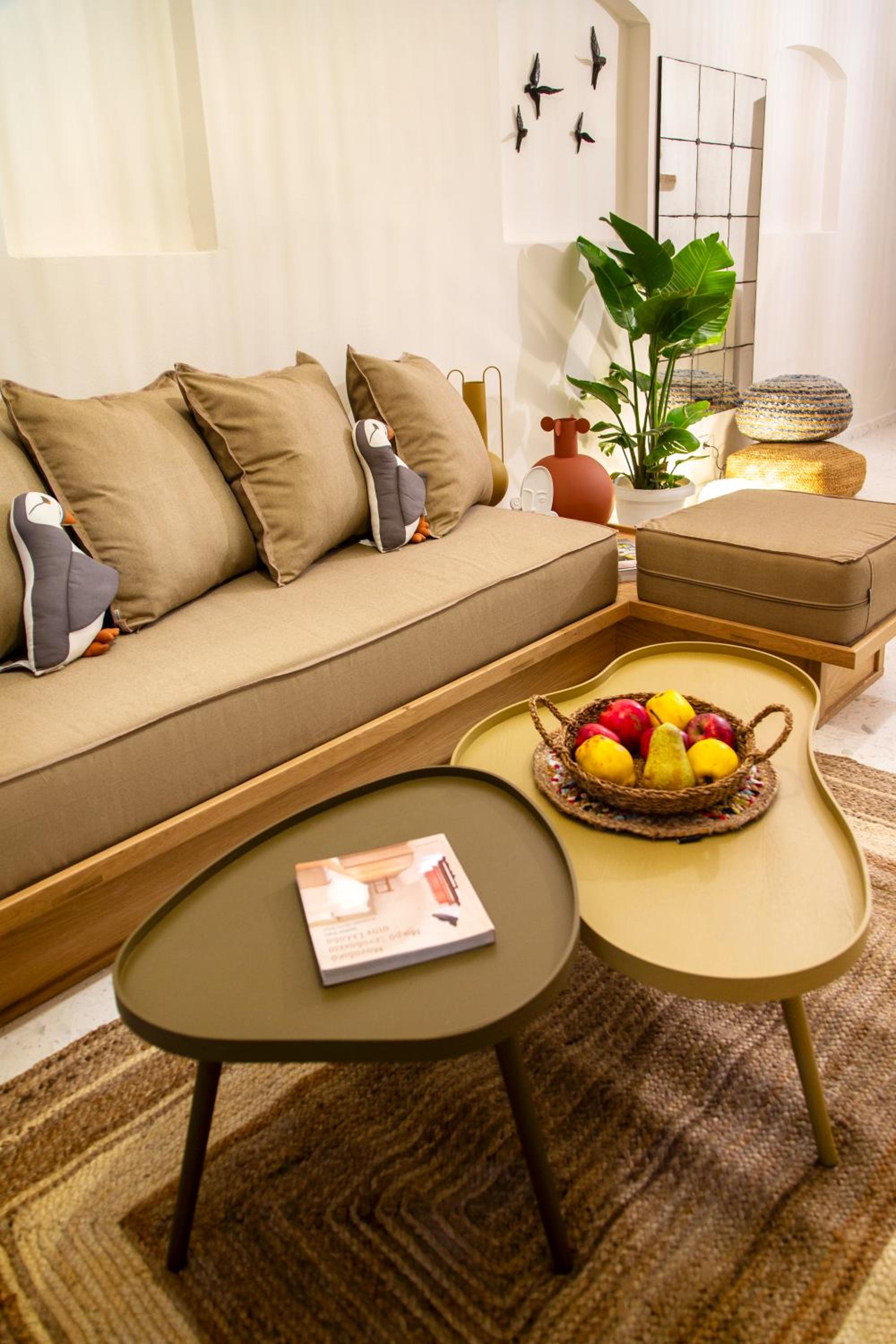 Deluxe King Suite photo 2