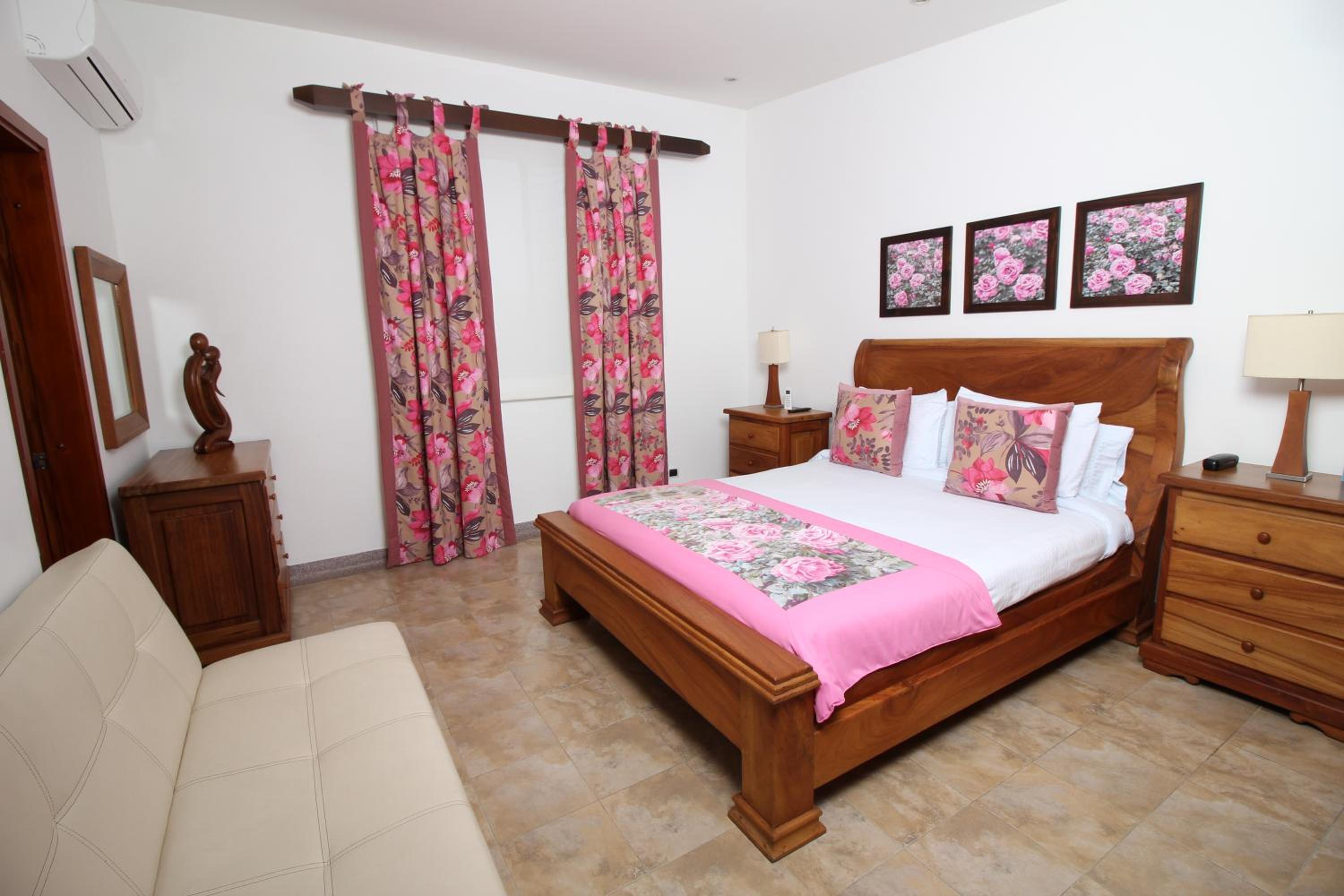 Superior Queen Room photo 3