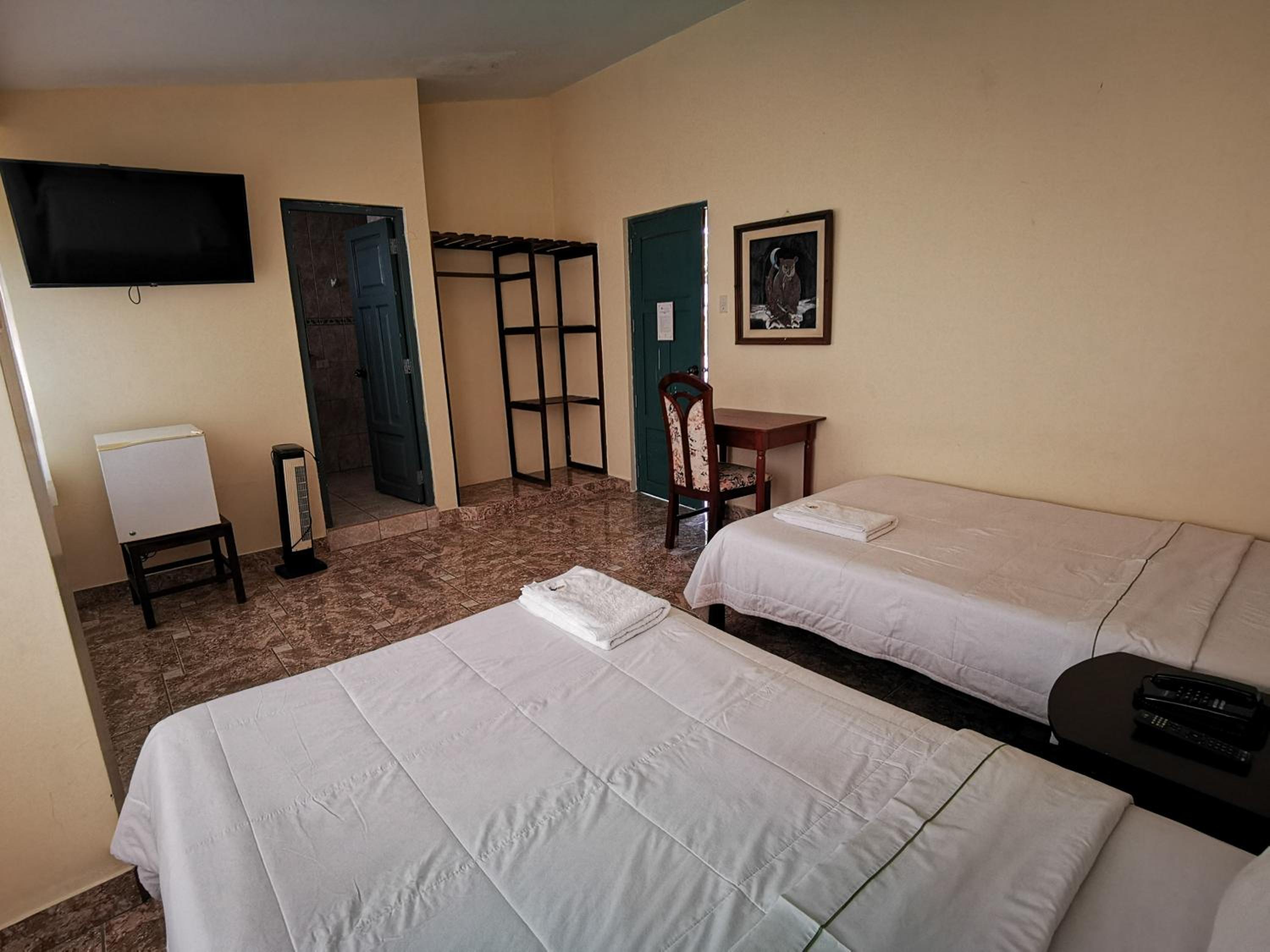 Double Room with Two Double Beds photo 3