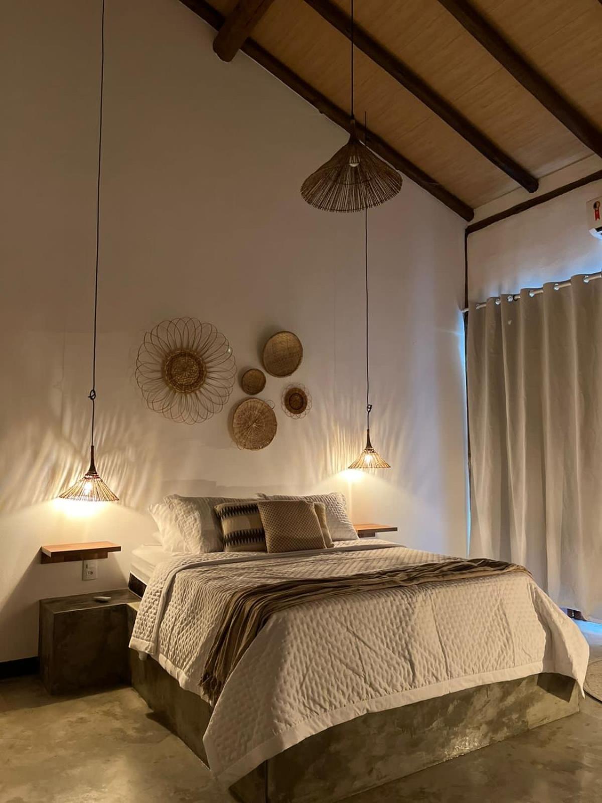 Five-Bedroom House photo 1