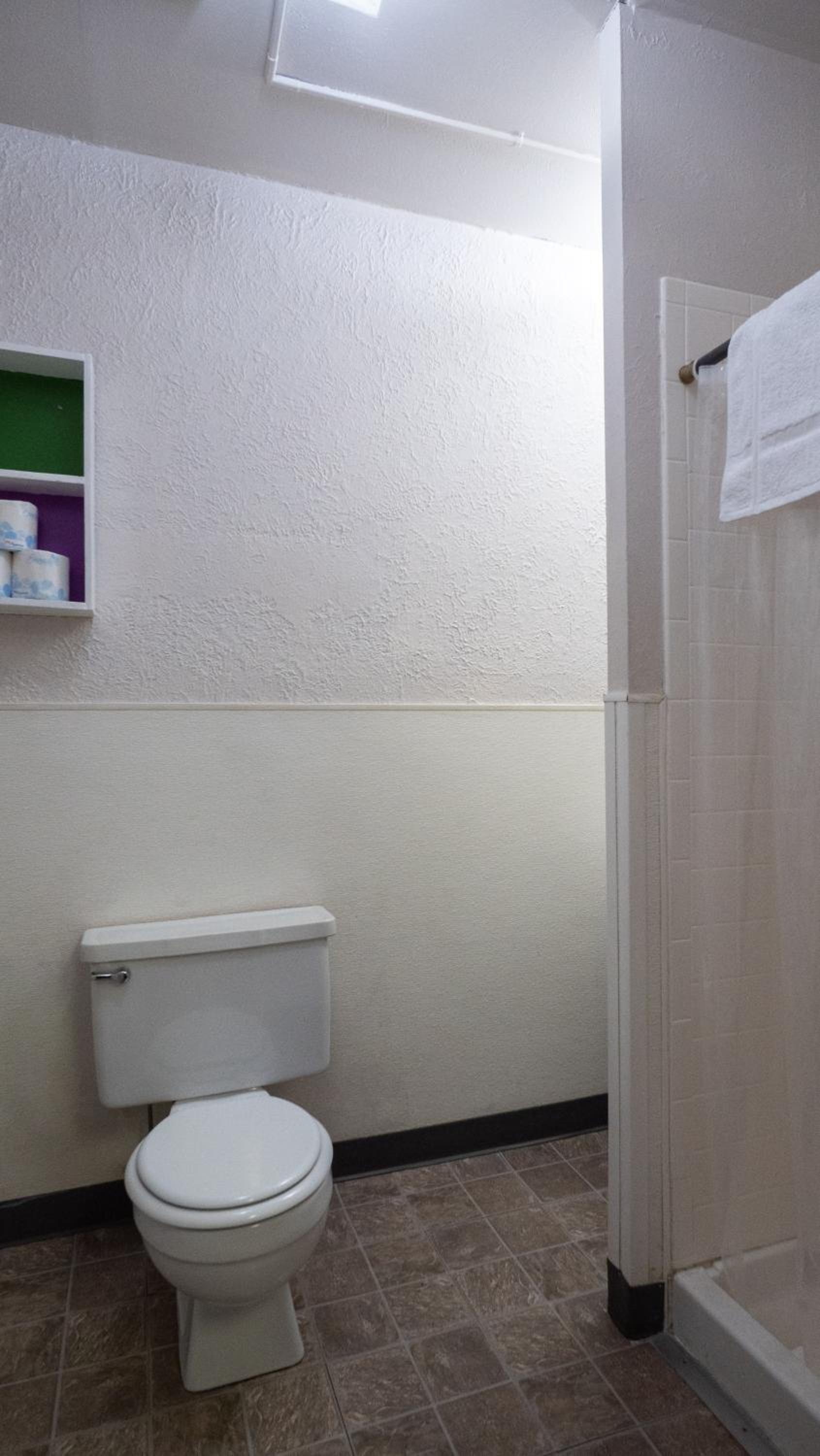 Triple Room with Private Bathroom - Photo 2