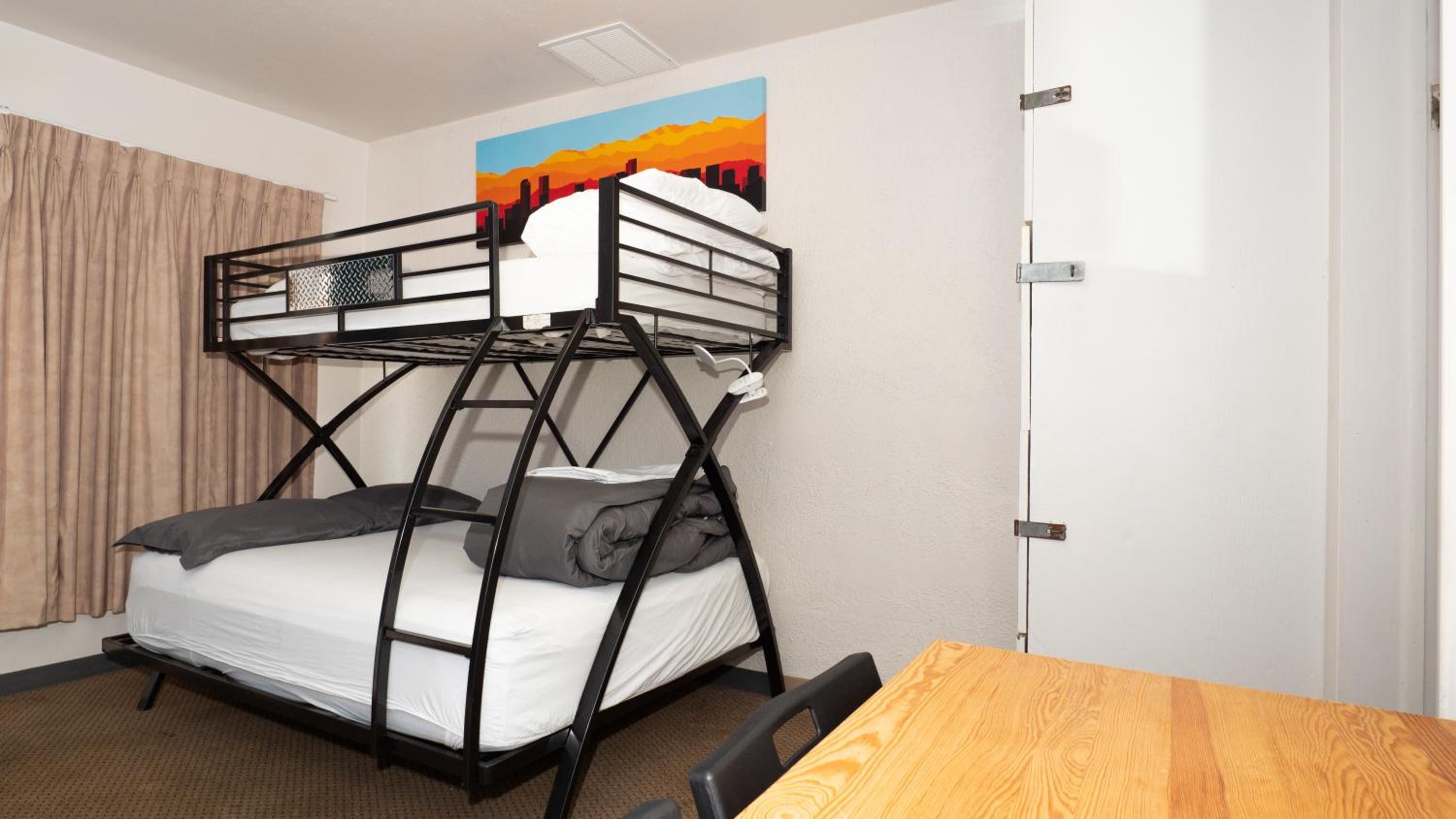 Triple Room with Private Bathroom - Photo 1