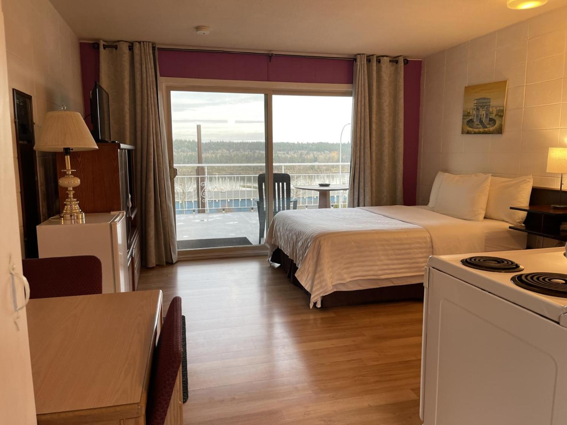 Junior Suite with Sea View photo 2
