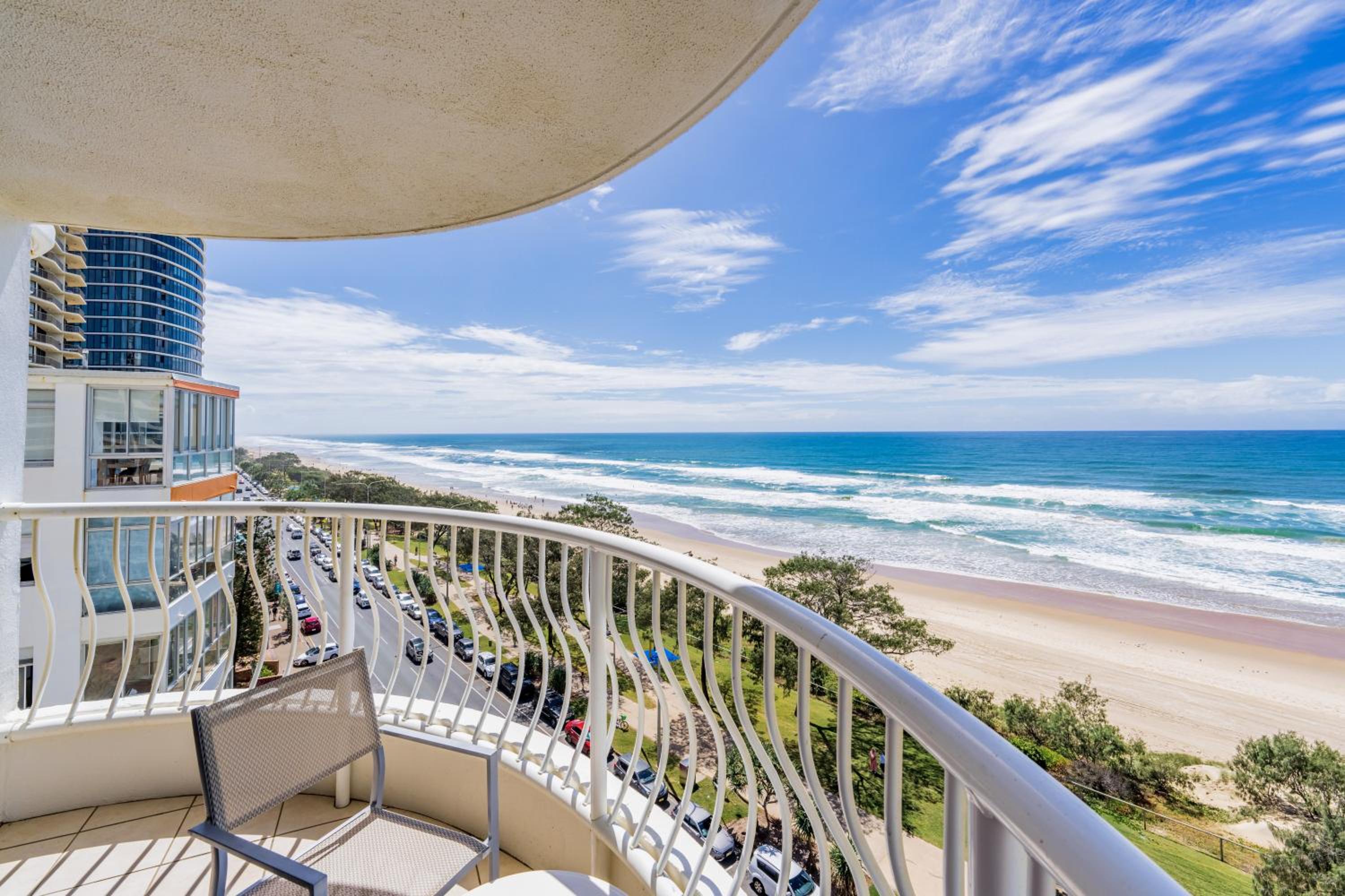 One-Bedroom Apartment with Ocean View Standard Higher Floor photo 2