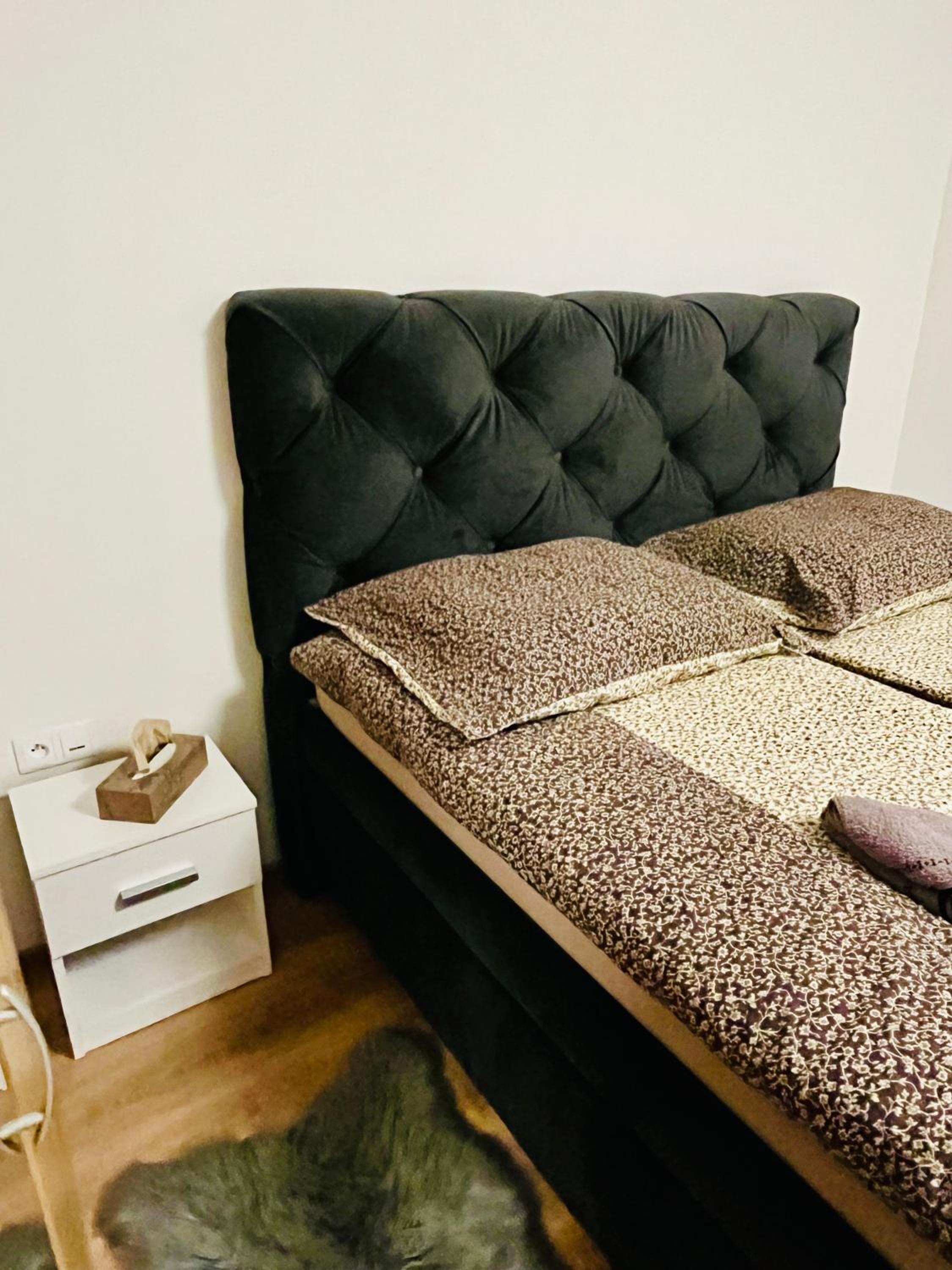 Queen Room - Photo 5