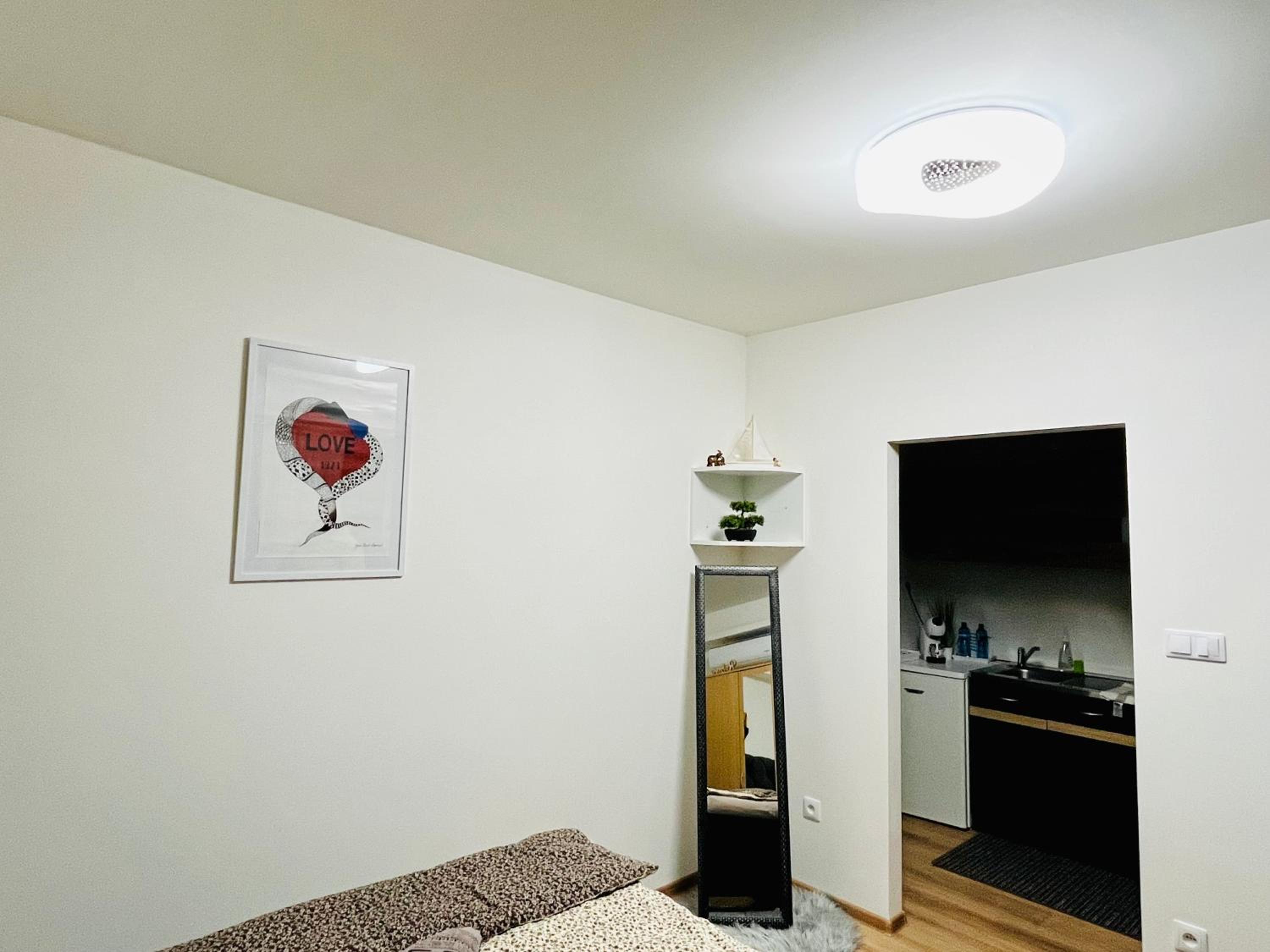 Queen Room - Photo 6