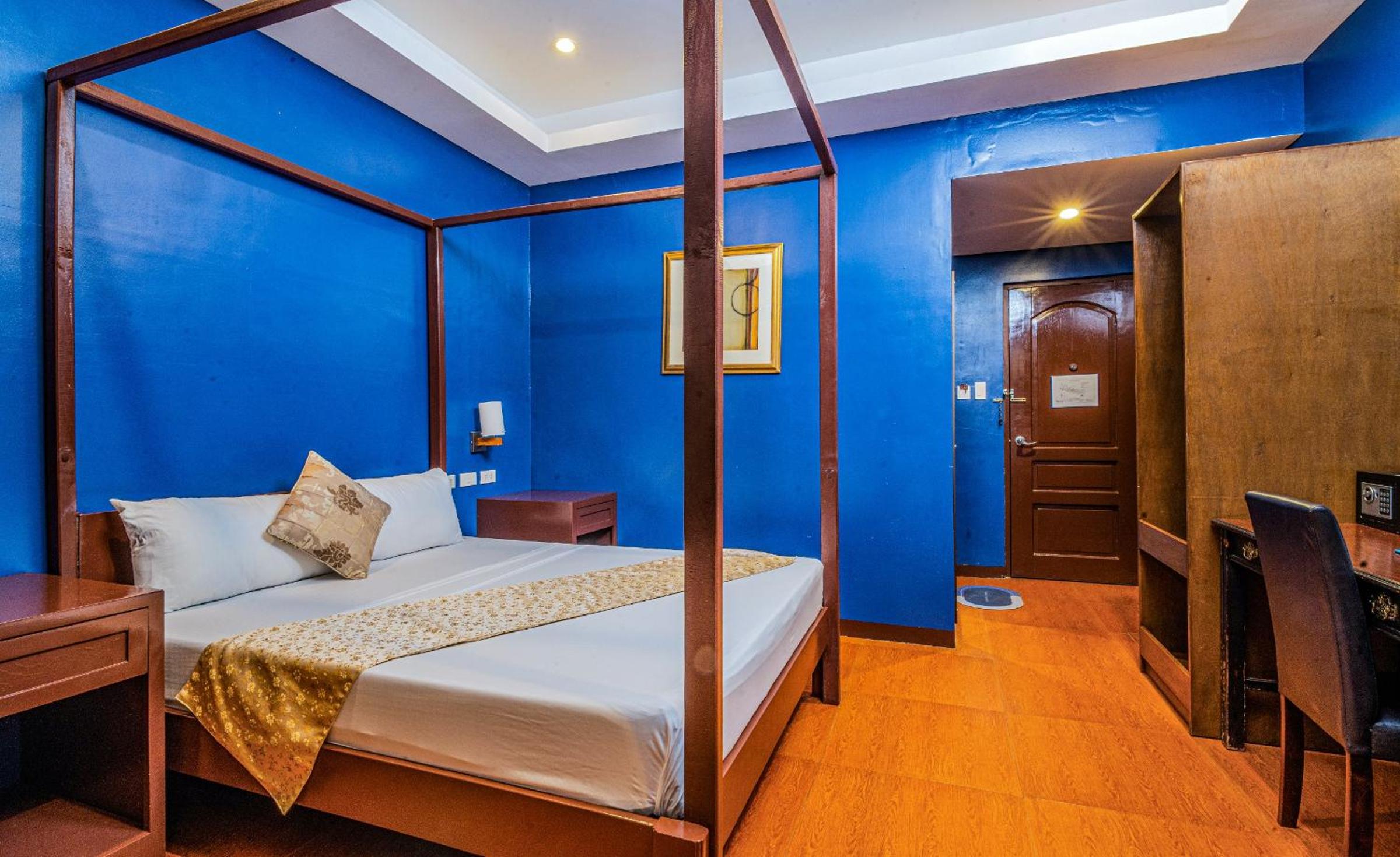 Queen Room with Sea View photo 3