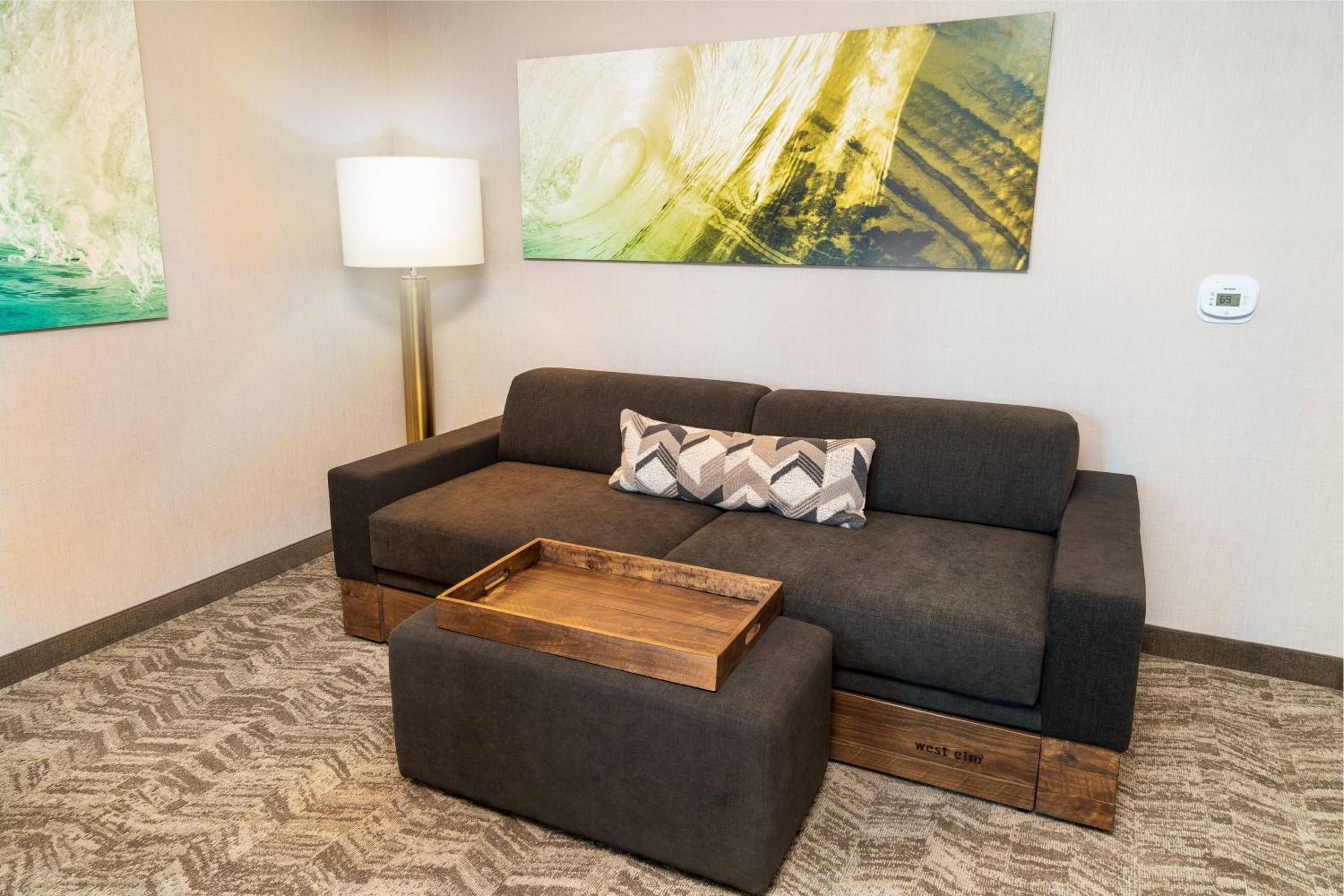 King Suite with Trundle Sofa - Photo 7