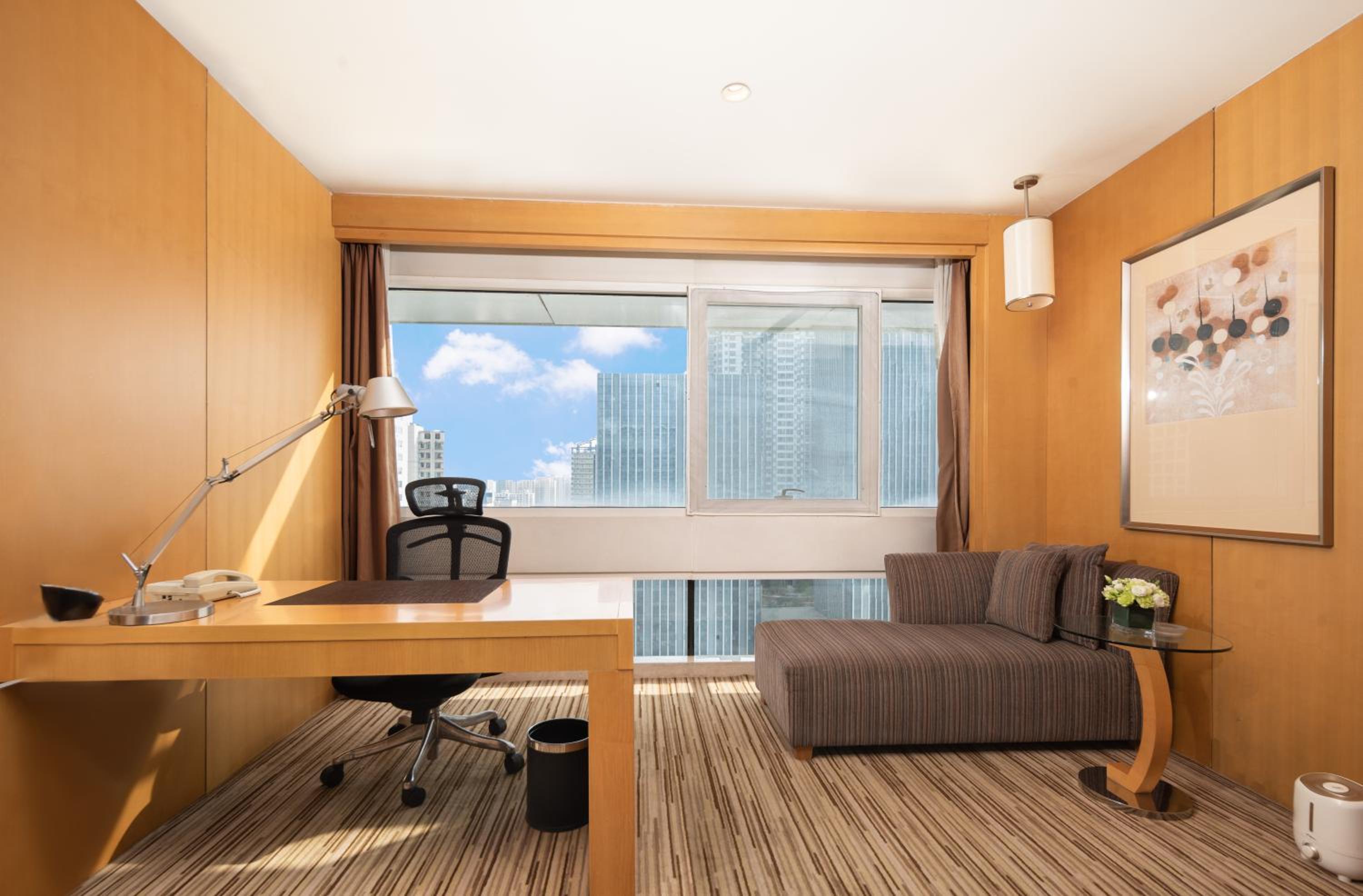 One Bedroom Suite Lounge Accessible