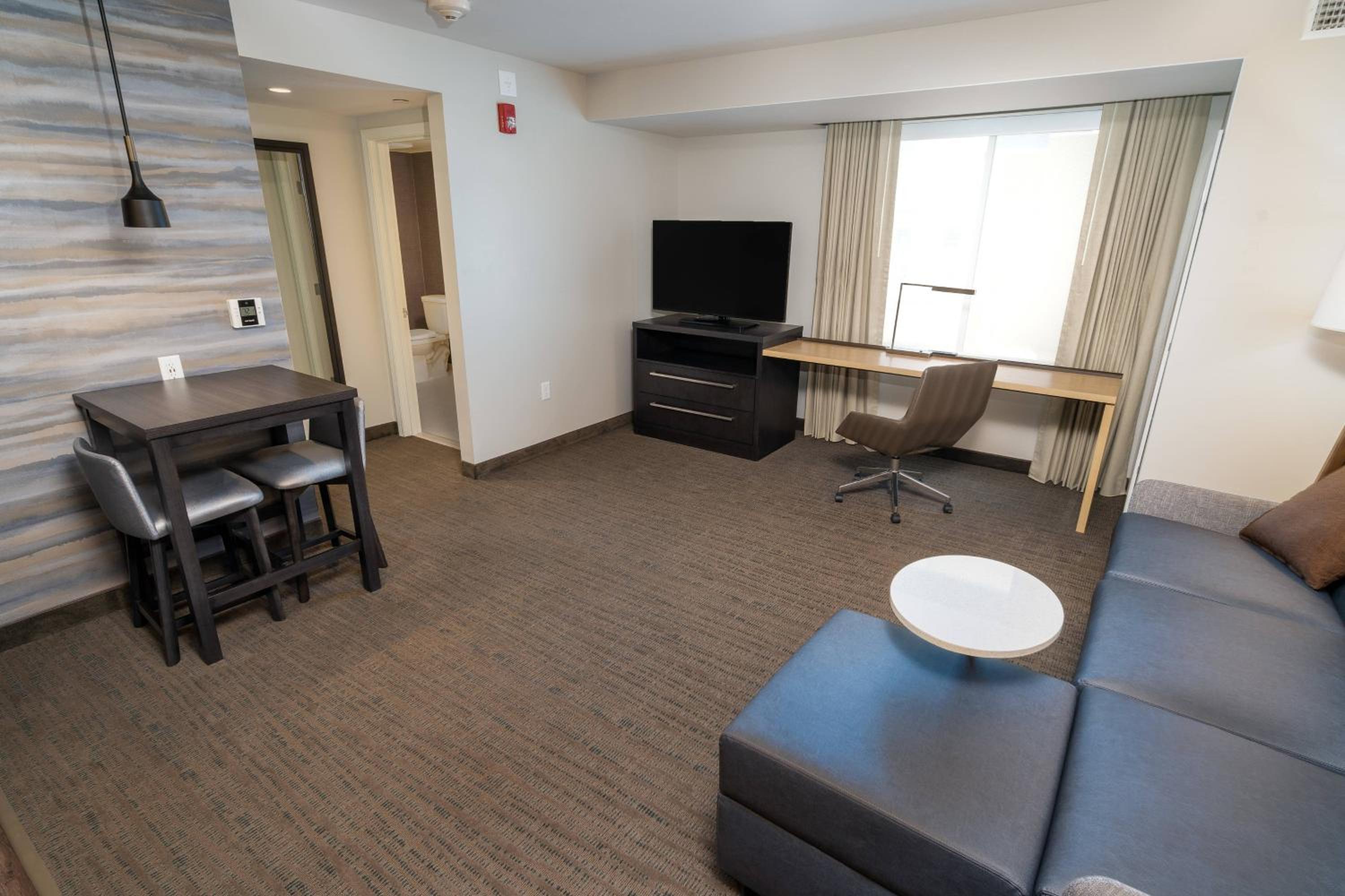 One-Bedroom King Suite with Sofa Bed  - Photo 1