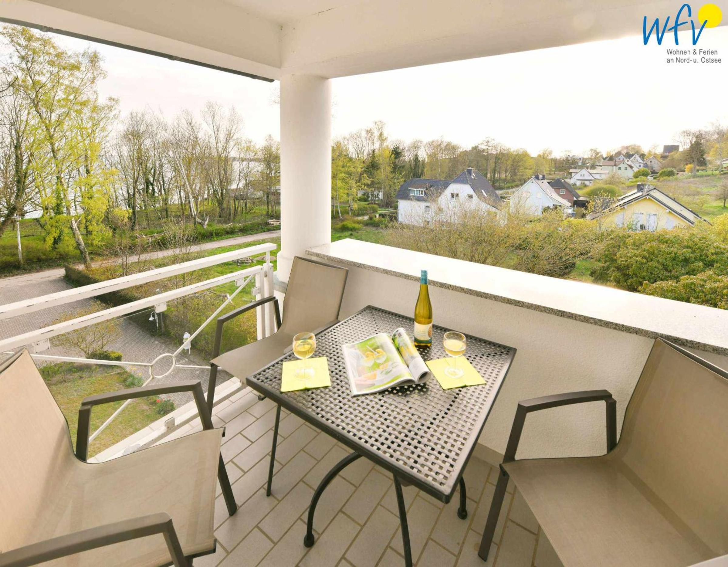 Apartment with Sea View photo 2