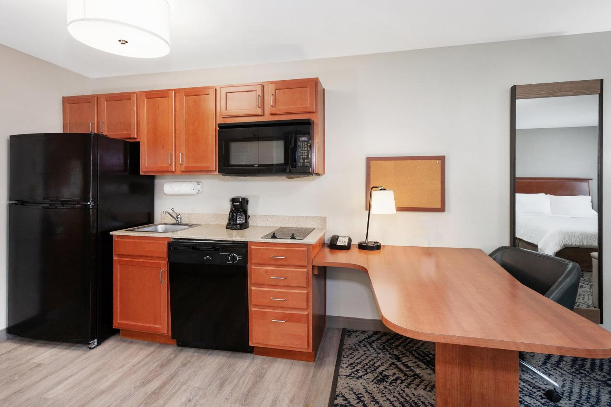 Studio Suite - Photo 5