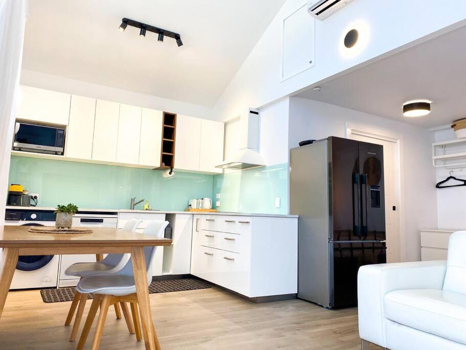 One-Bedroom House photo 2