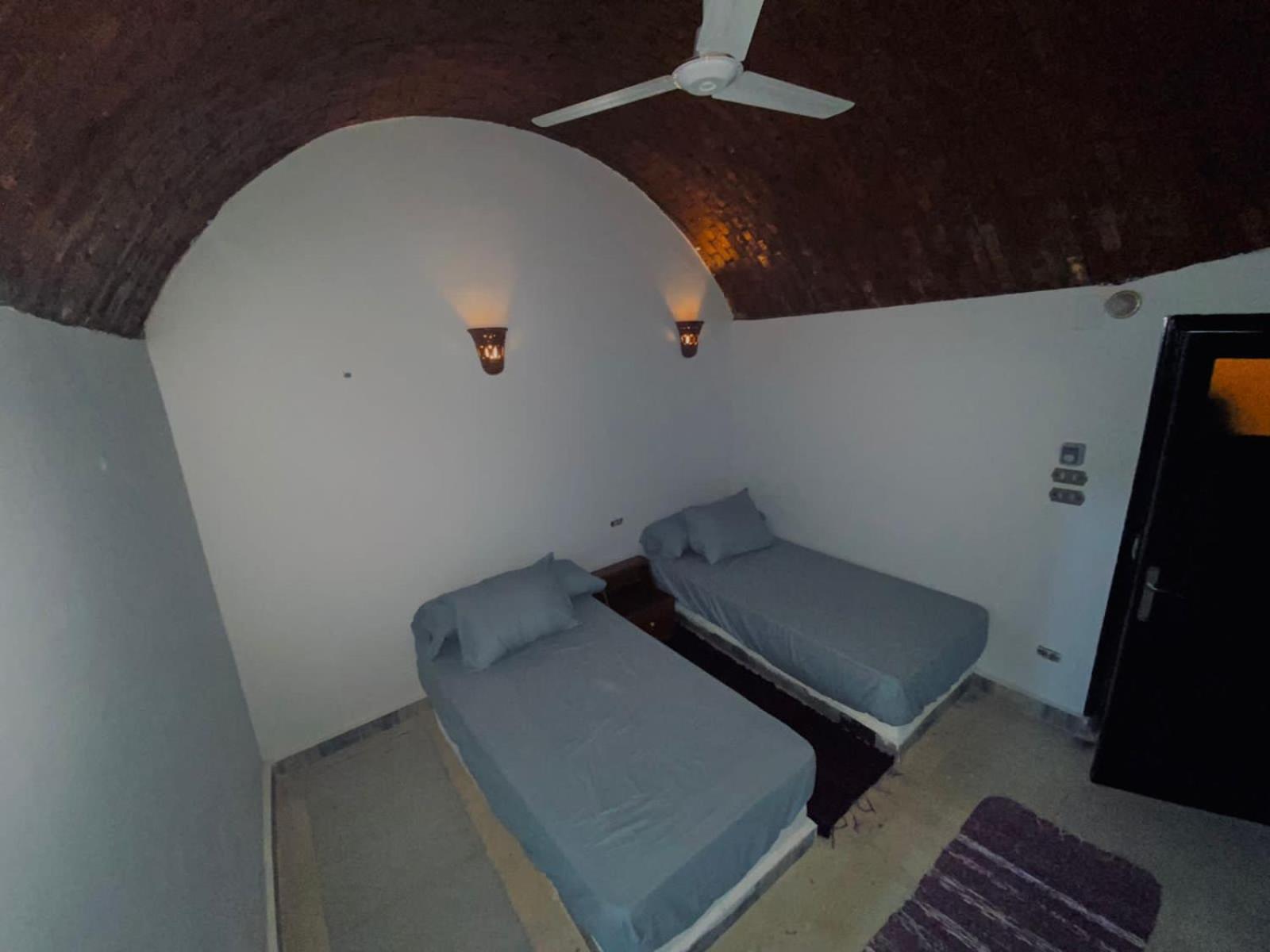 Large Double Room photo 3