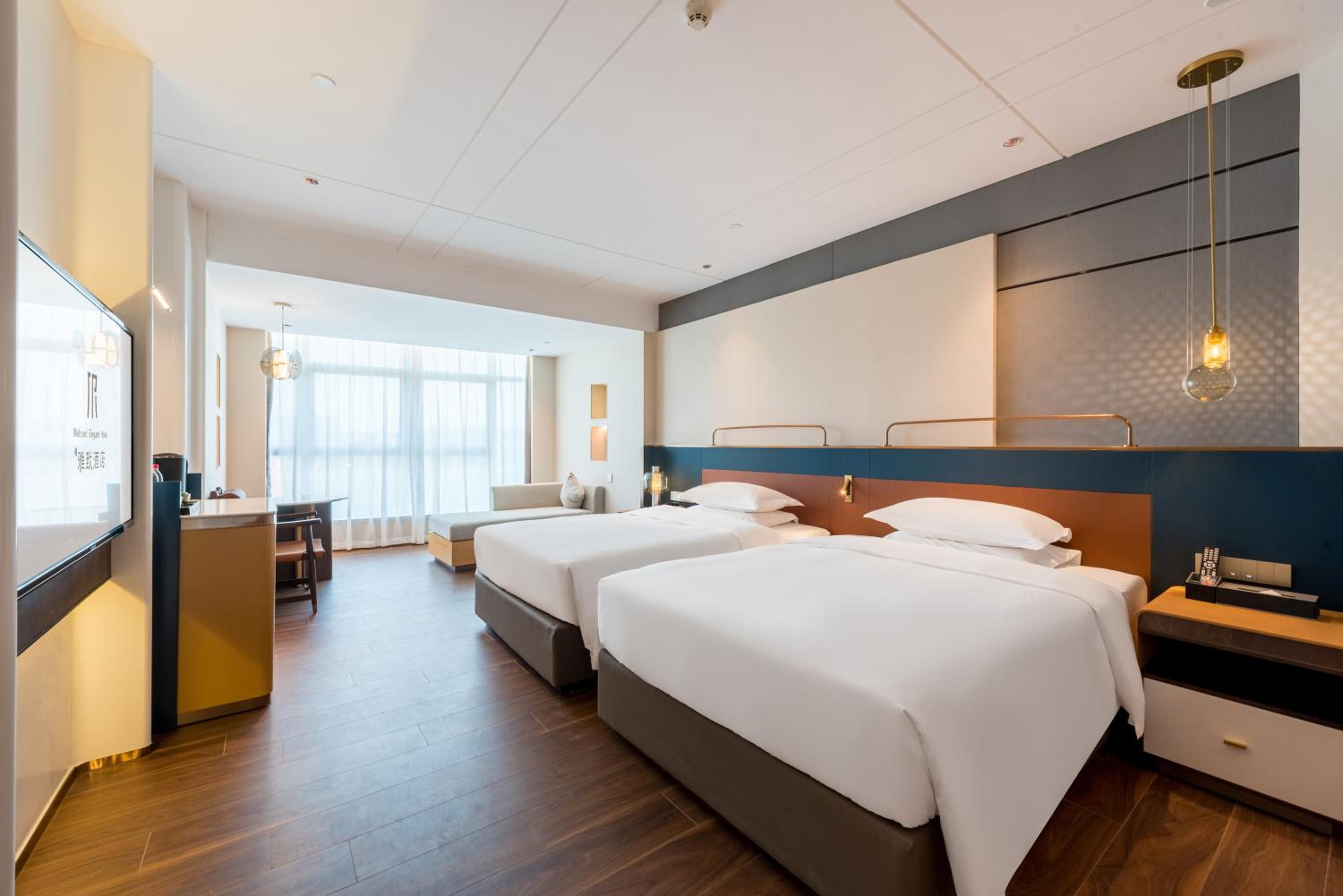 Business Twin Room photo 1